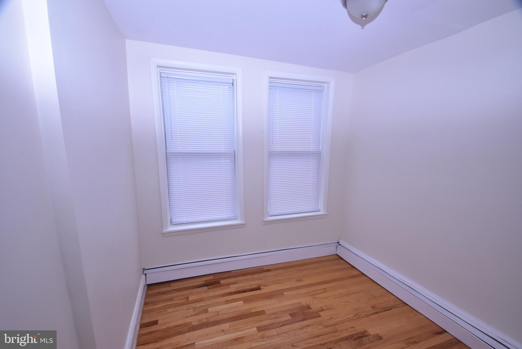 KENSINGTON - Residential