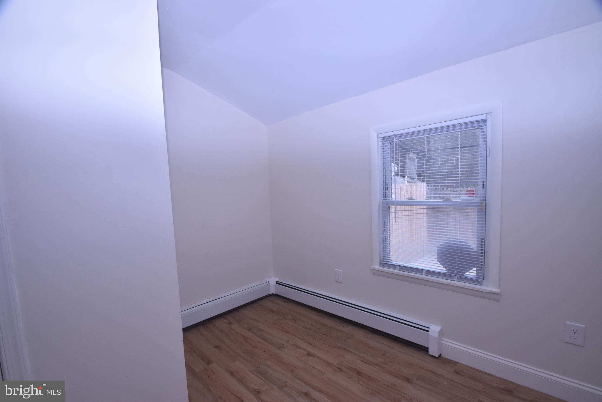 KENSINGTON - Residential