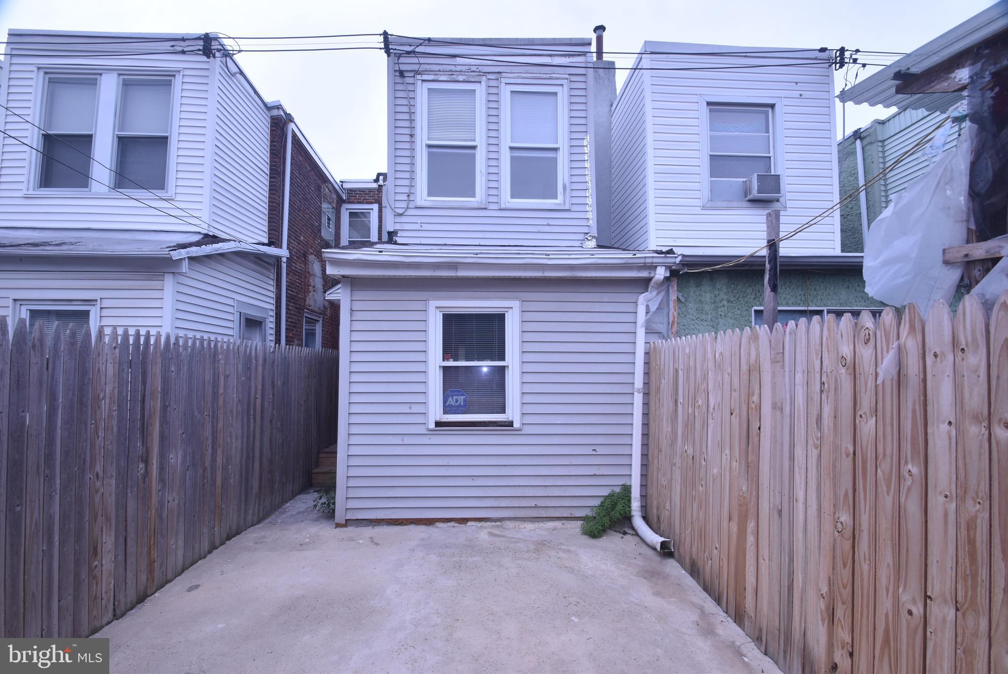 KENSINGTON - Residential