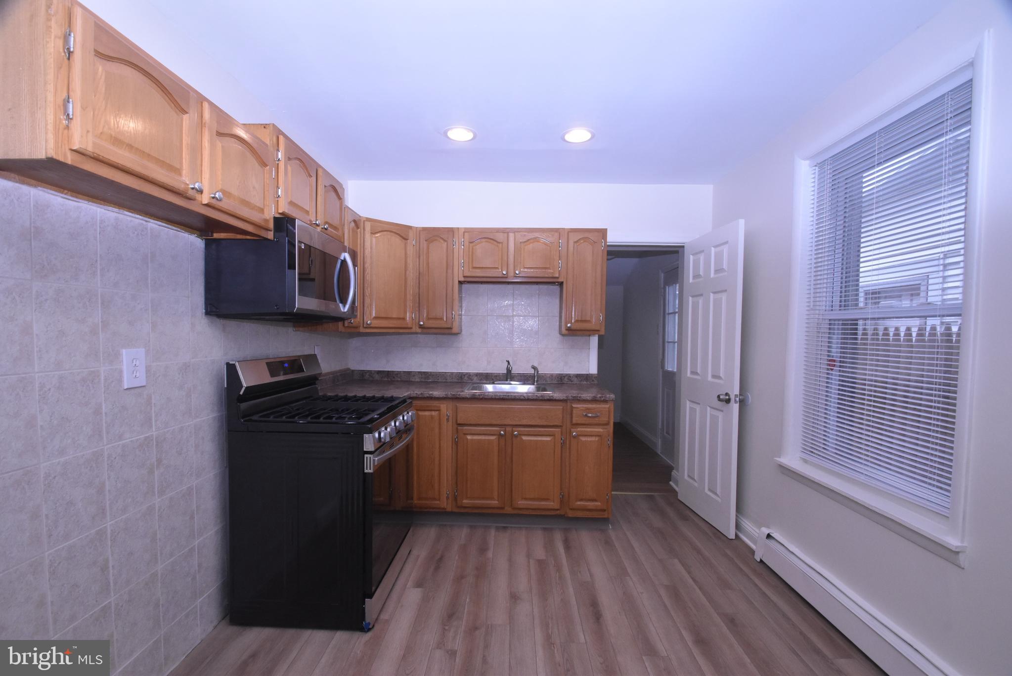 KENSINGTON - Residential
