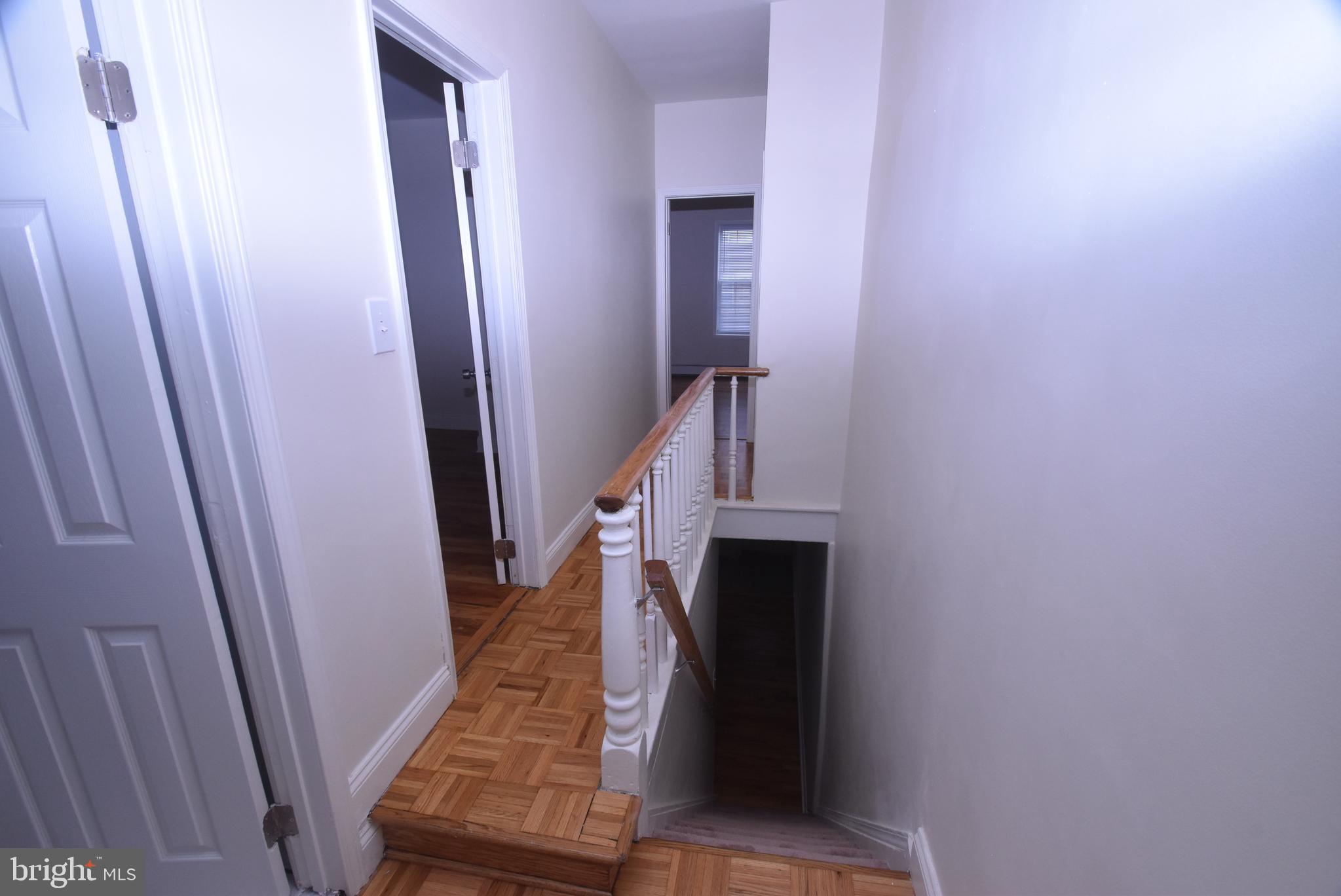 KENSINGTON - Residential