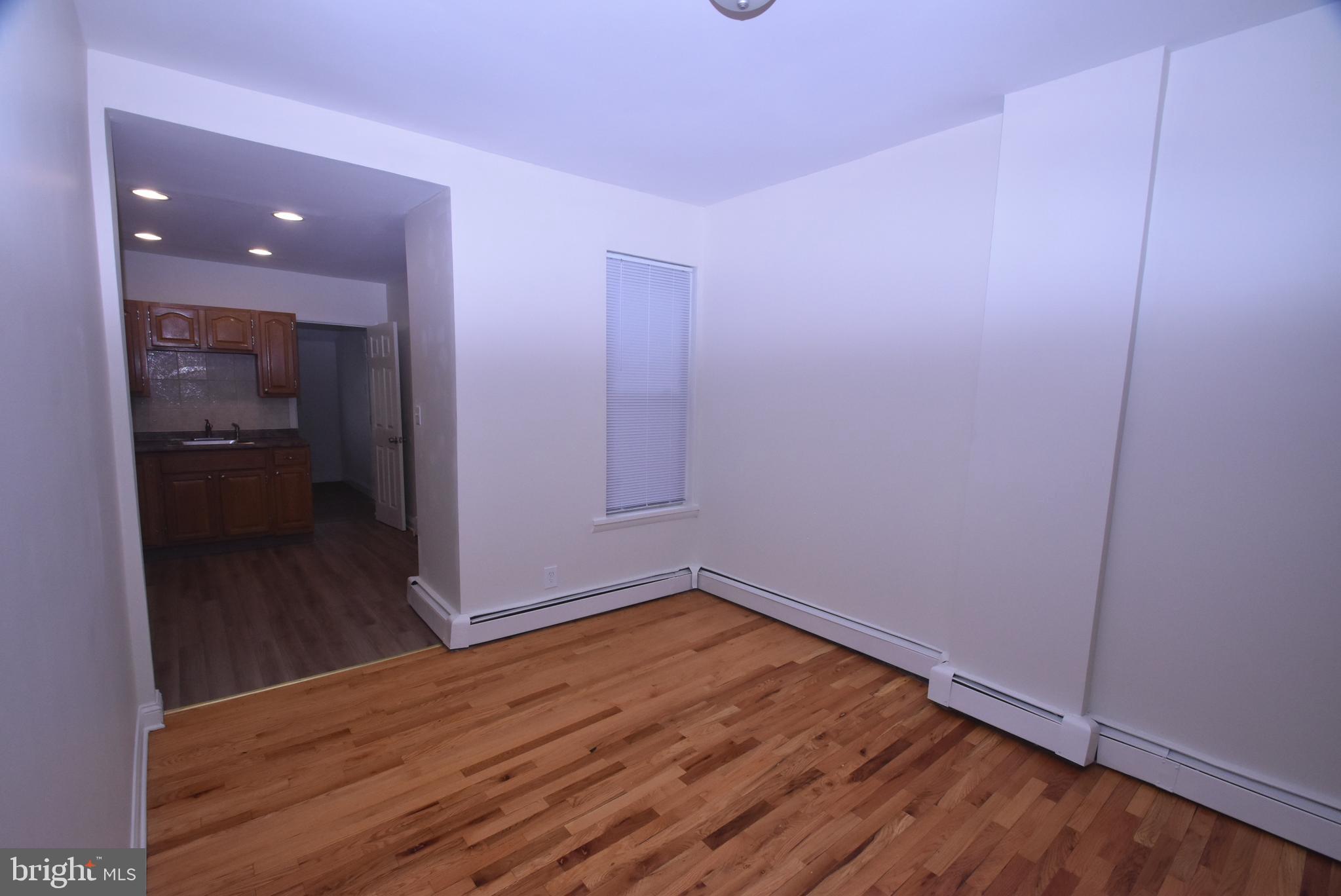 KENSINGTON - Residential