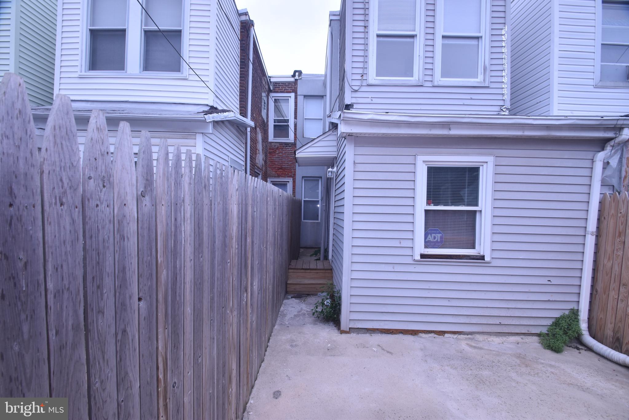 KENSINGTON - Residential