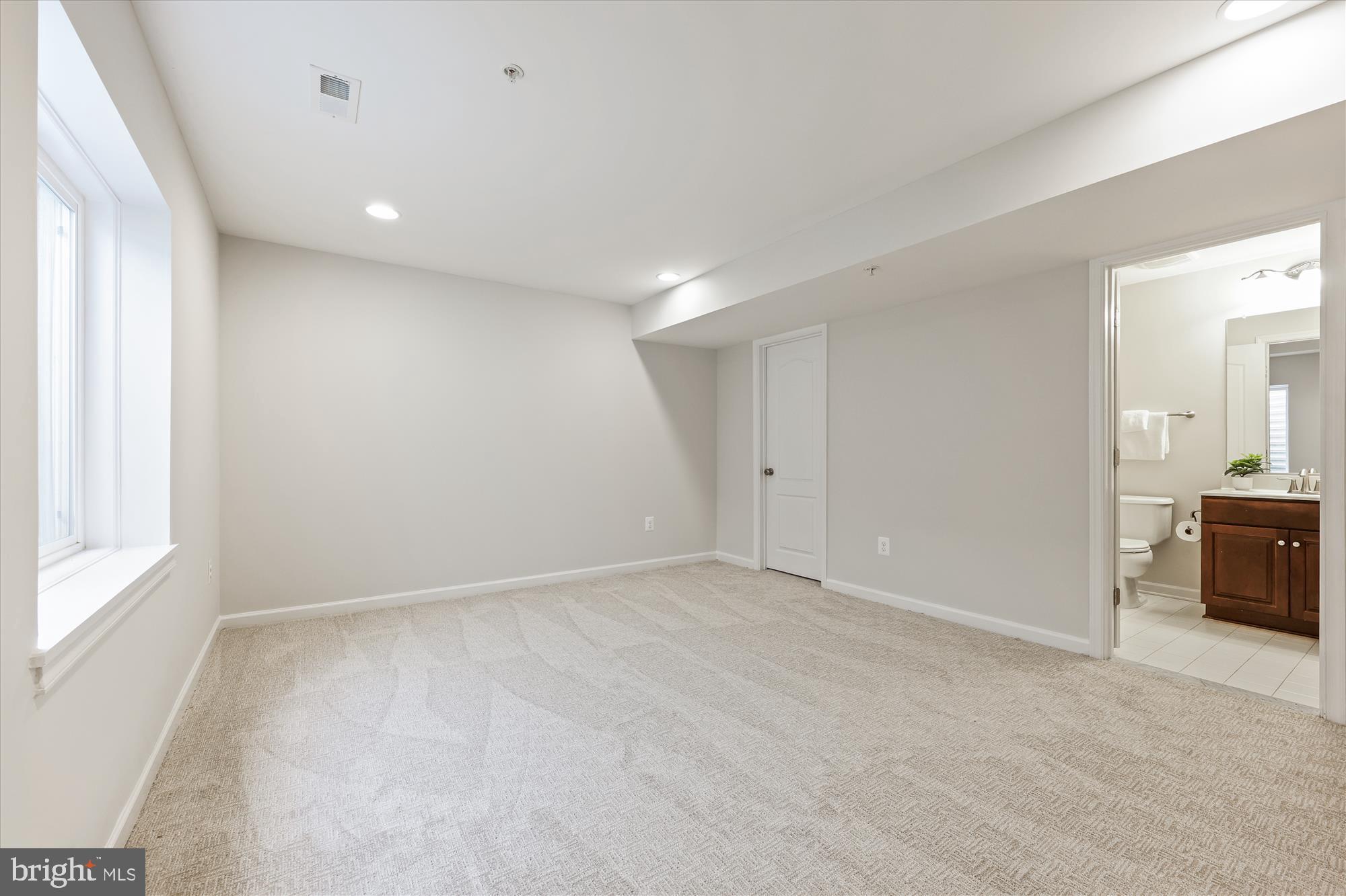 LINTON AT BALLENGER - Residential