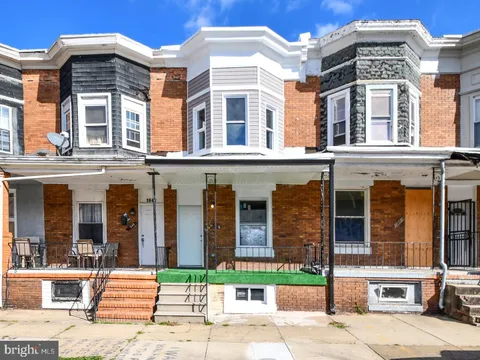 MLS: MDBA2156820