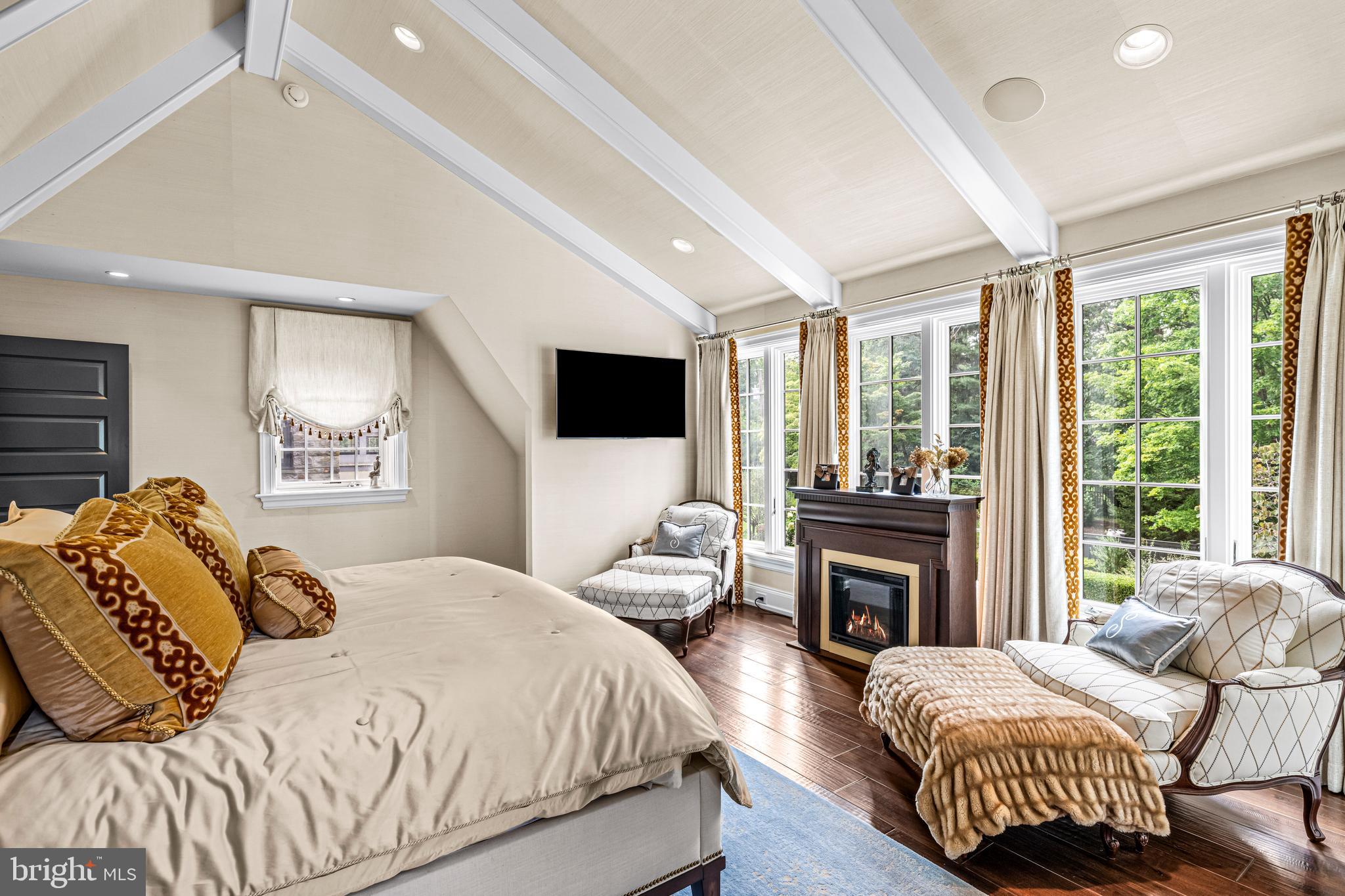 MERION GOLF ESTATES - Residential
