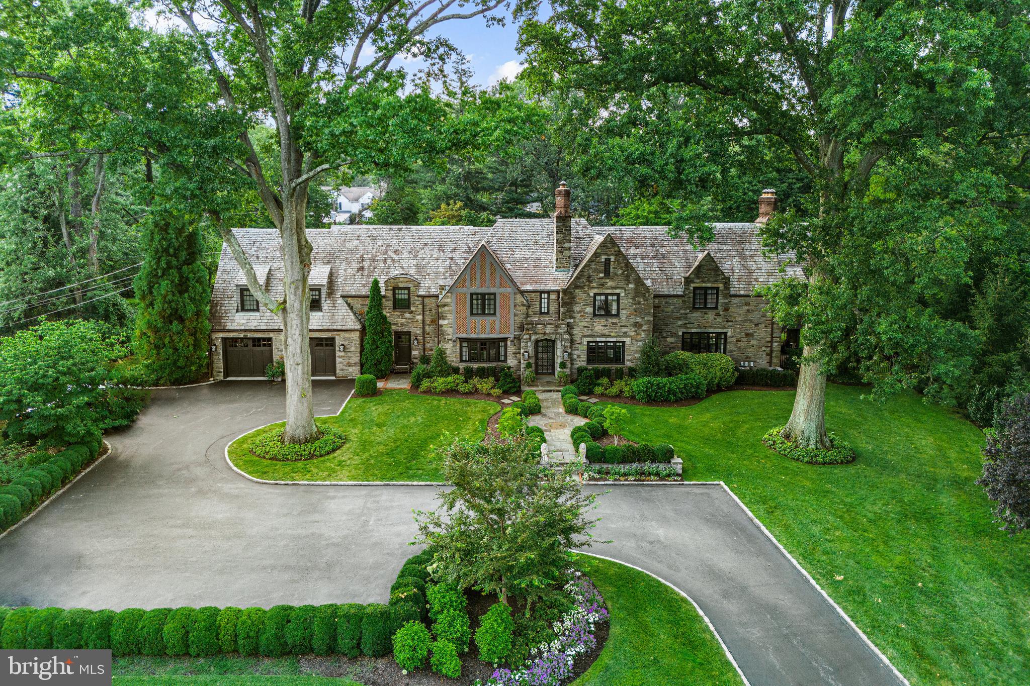 MERION GOLF ESTATES - Residential