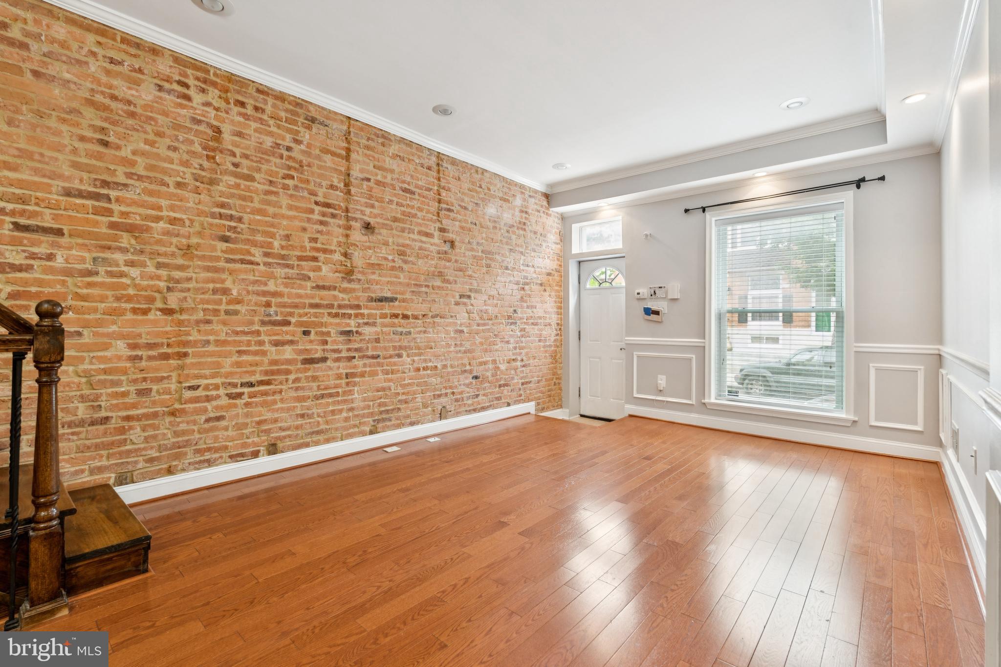 GREEKTOWN - Residential Lease