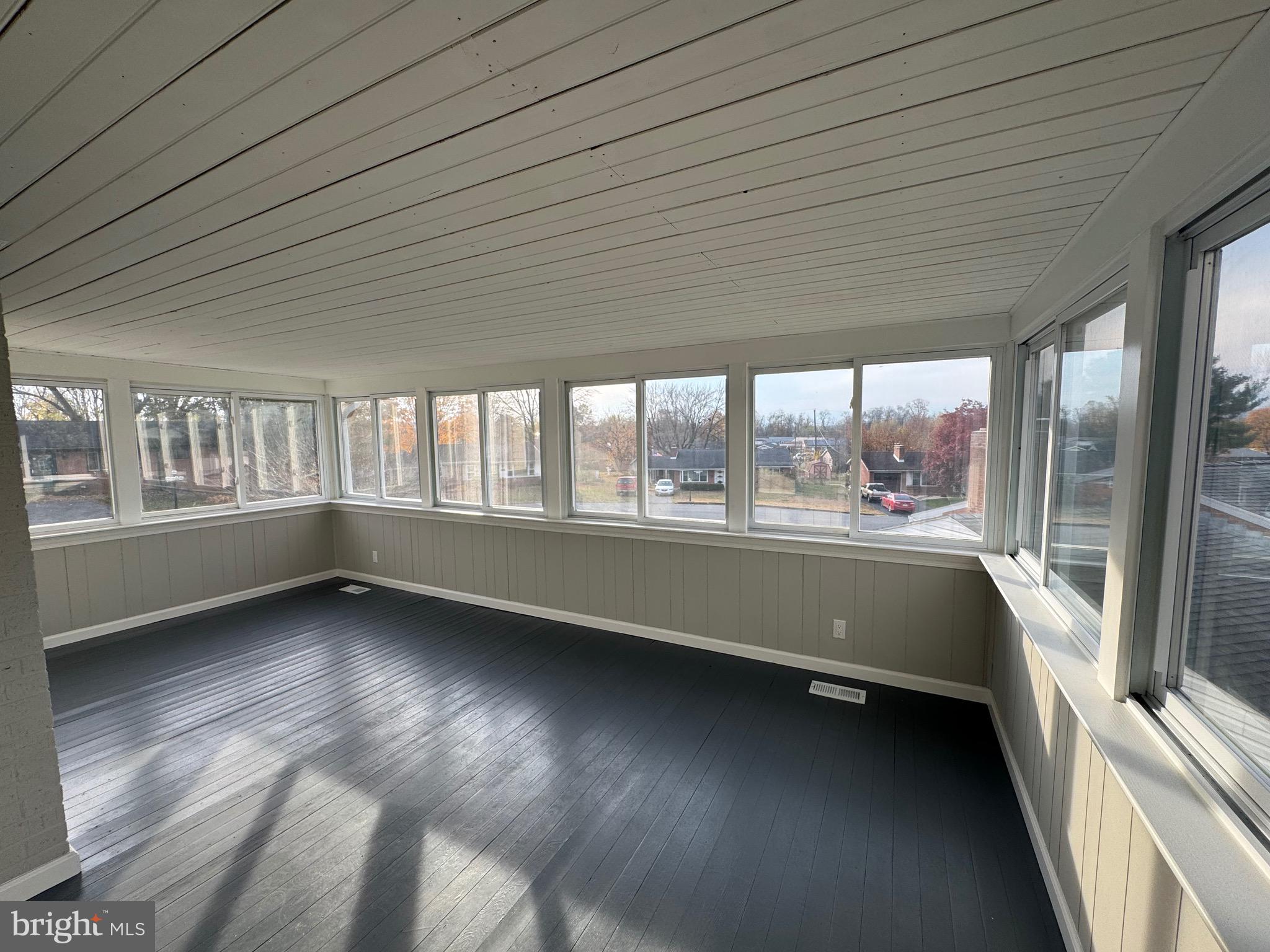 GREENBERRY HILLS - Residential