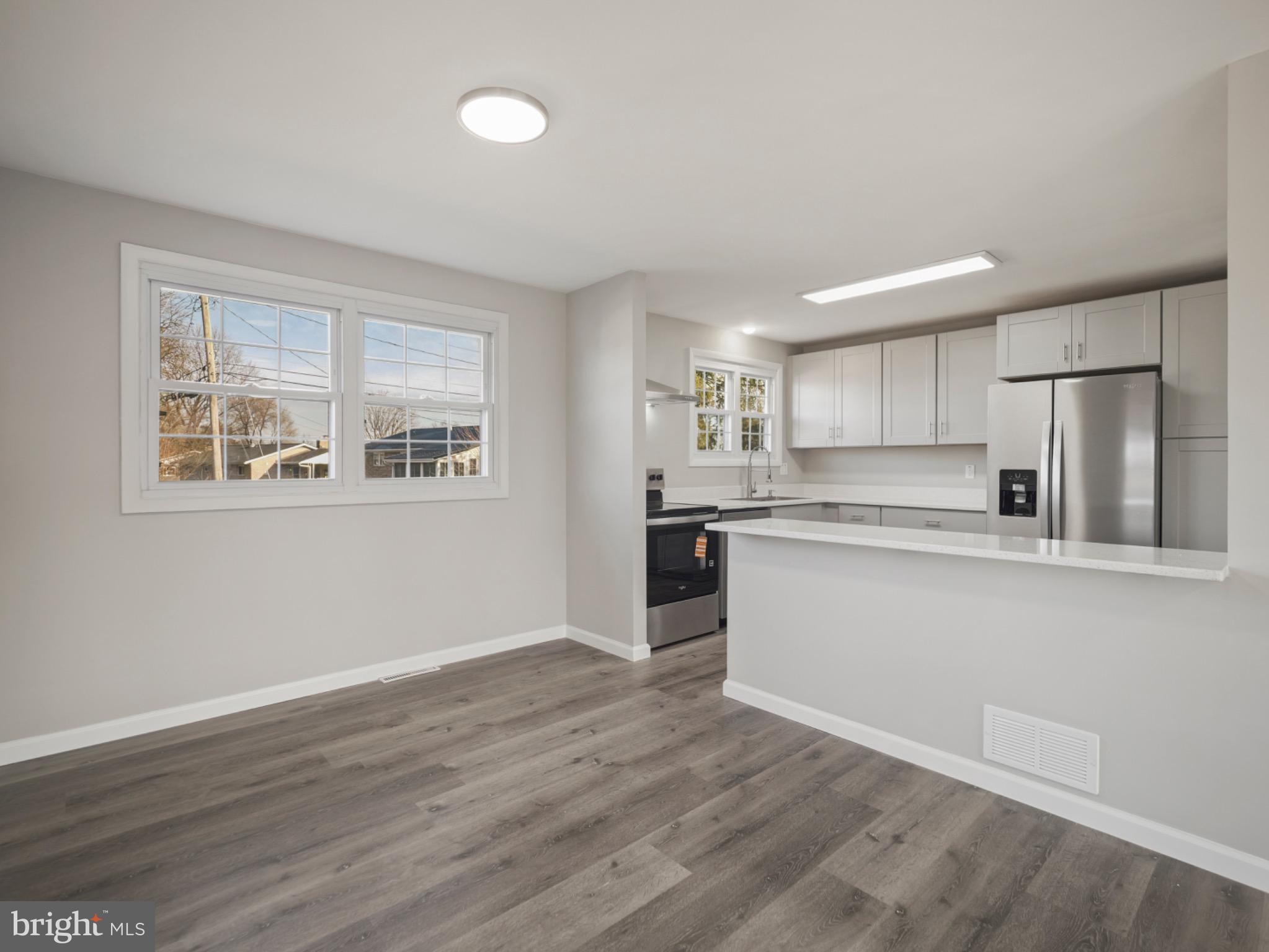 GREENBERRY HILLS - Residential