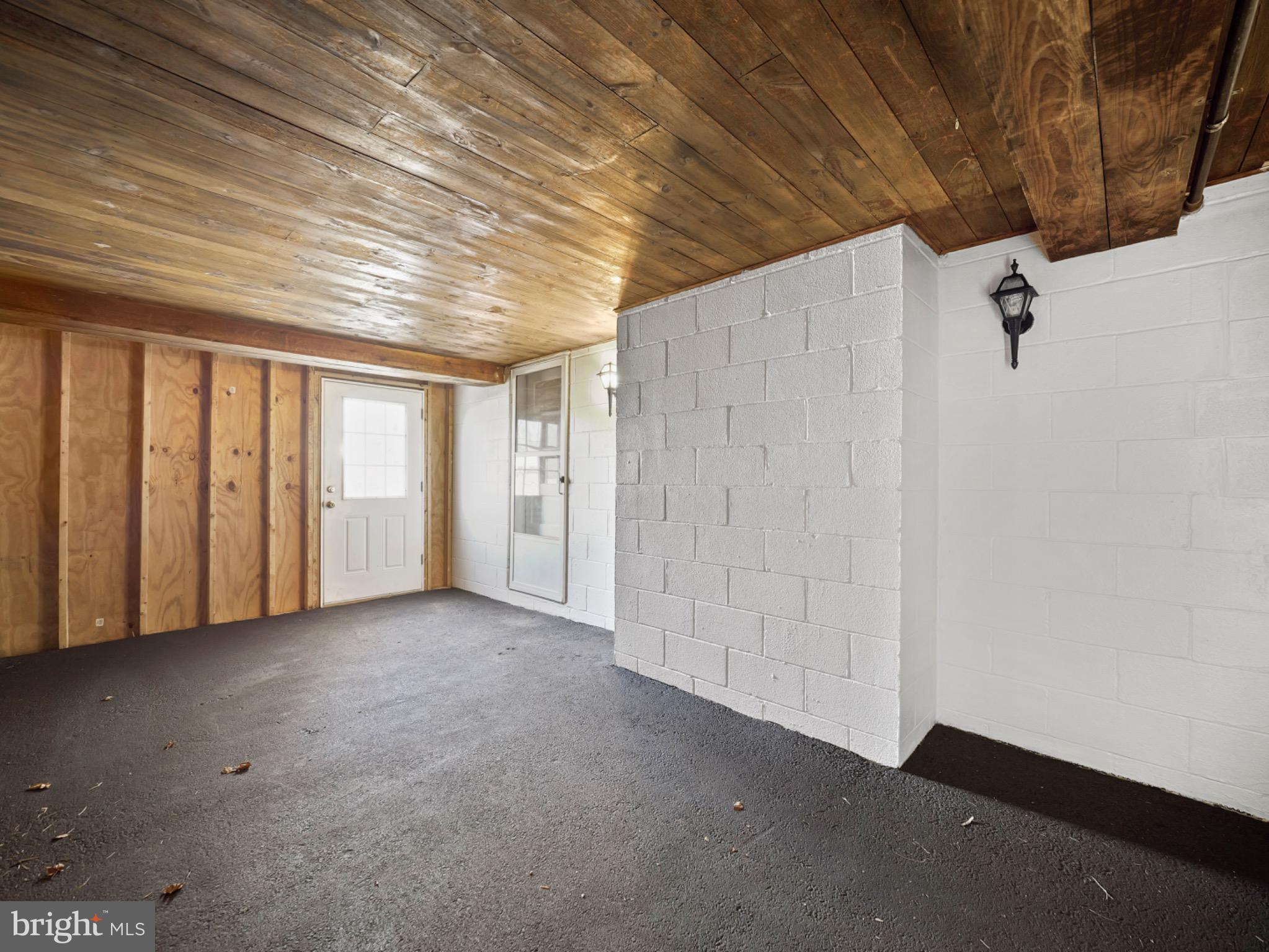 GREENBERRY HILLS - Residential