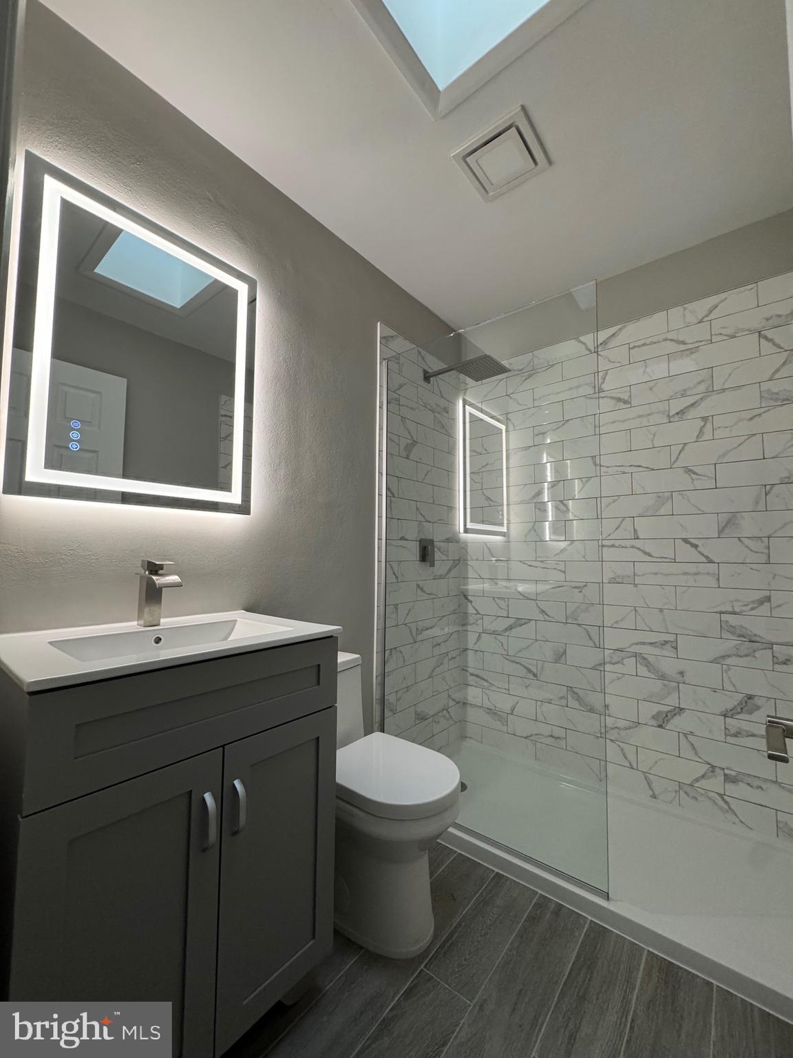 GREENBERRY HILLS - Residential