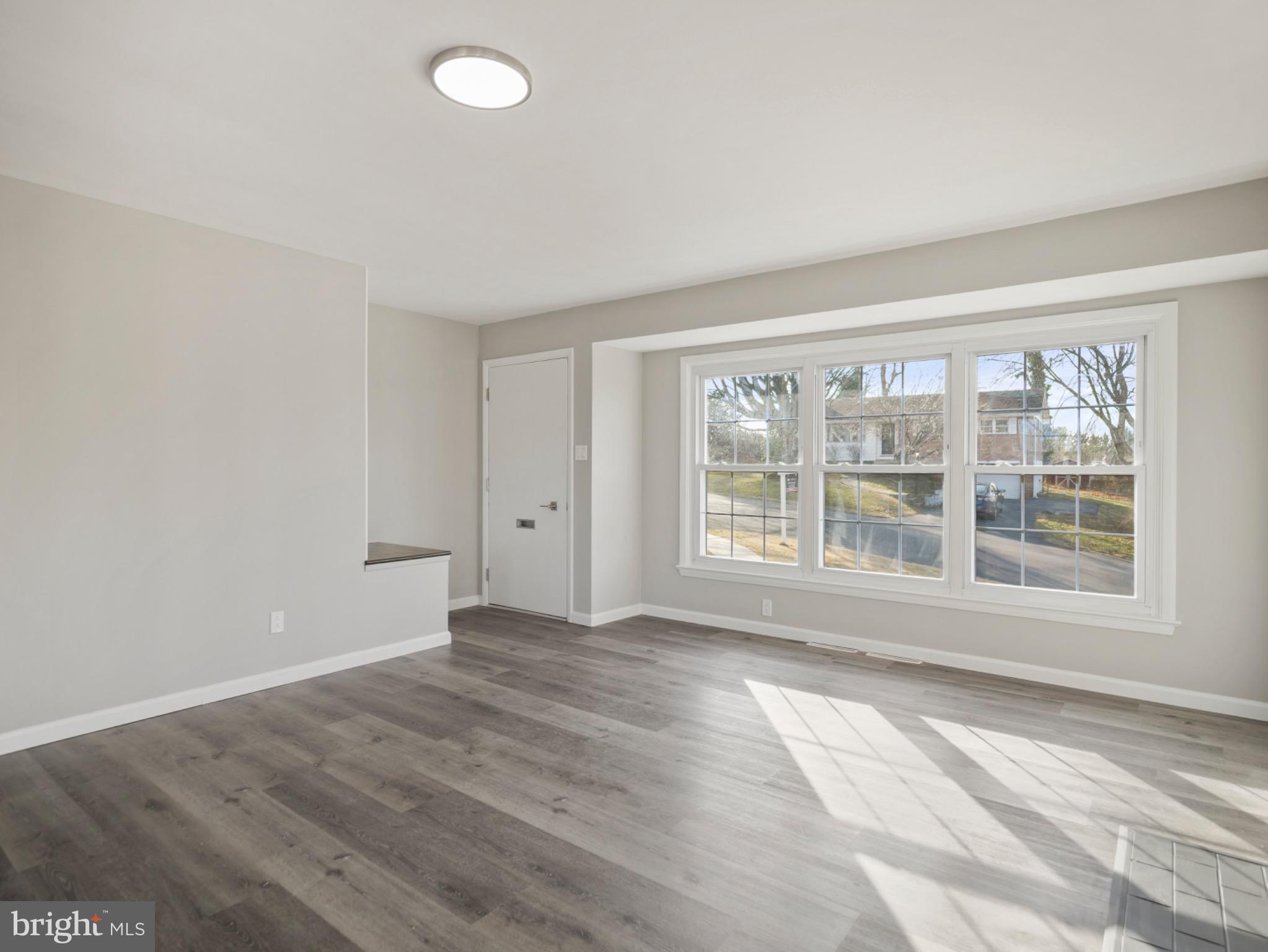 GREENBERRY HILLS - Residential