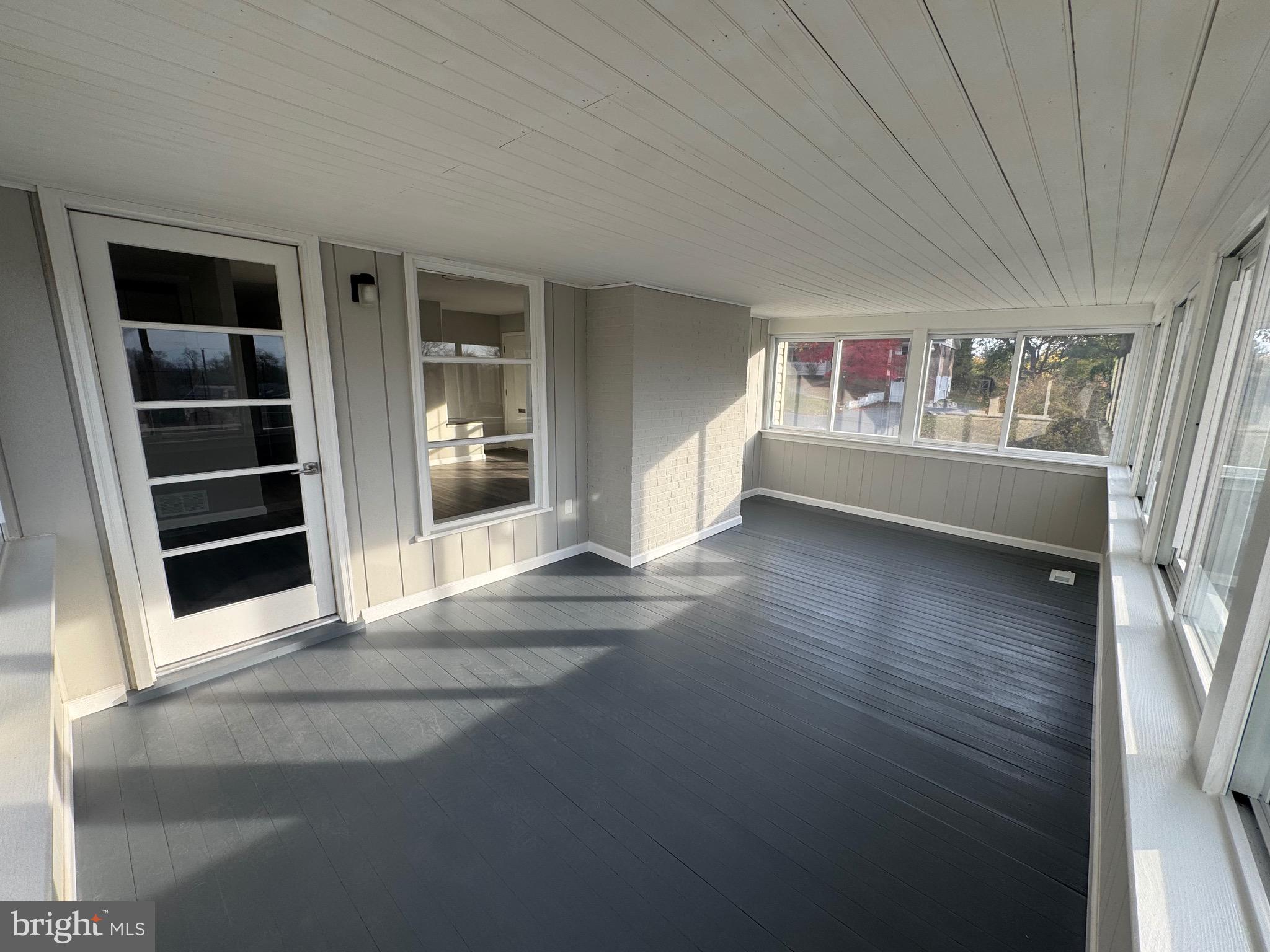 GREENBERRY HILLS - Residential