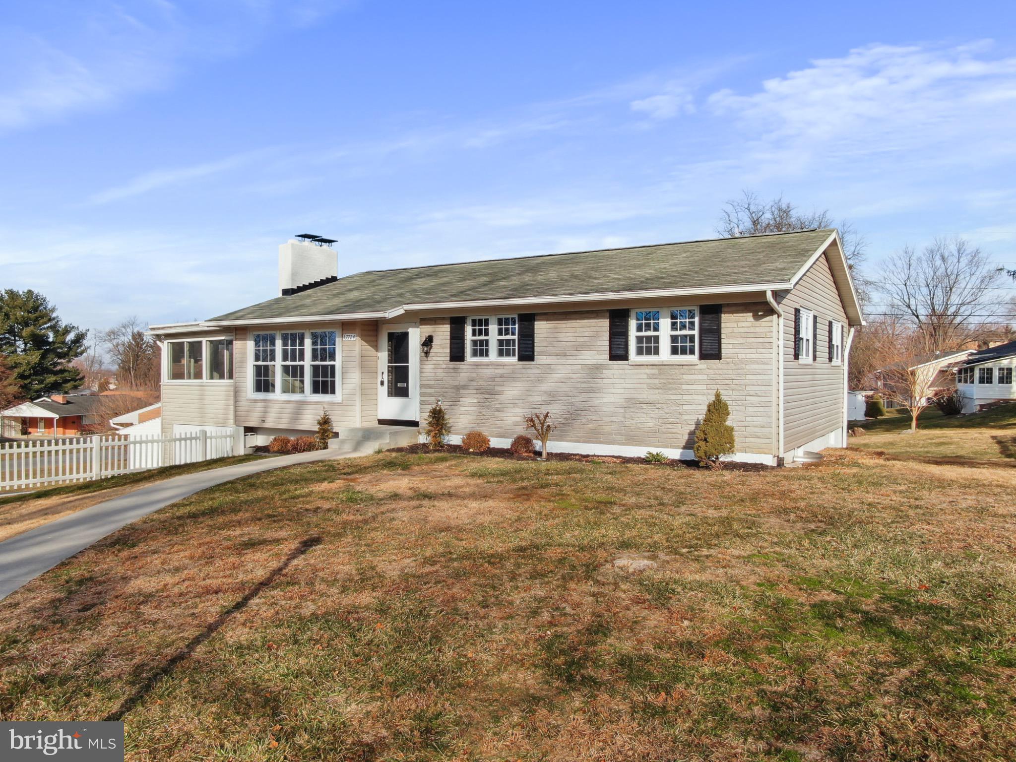 GREENBERRY HILLS - Residential