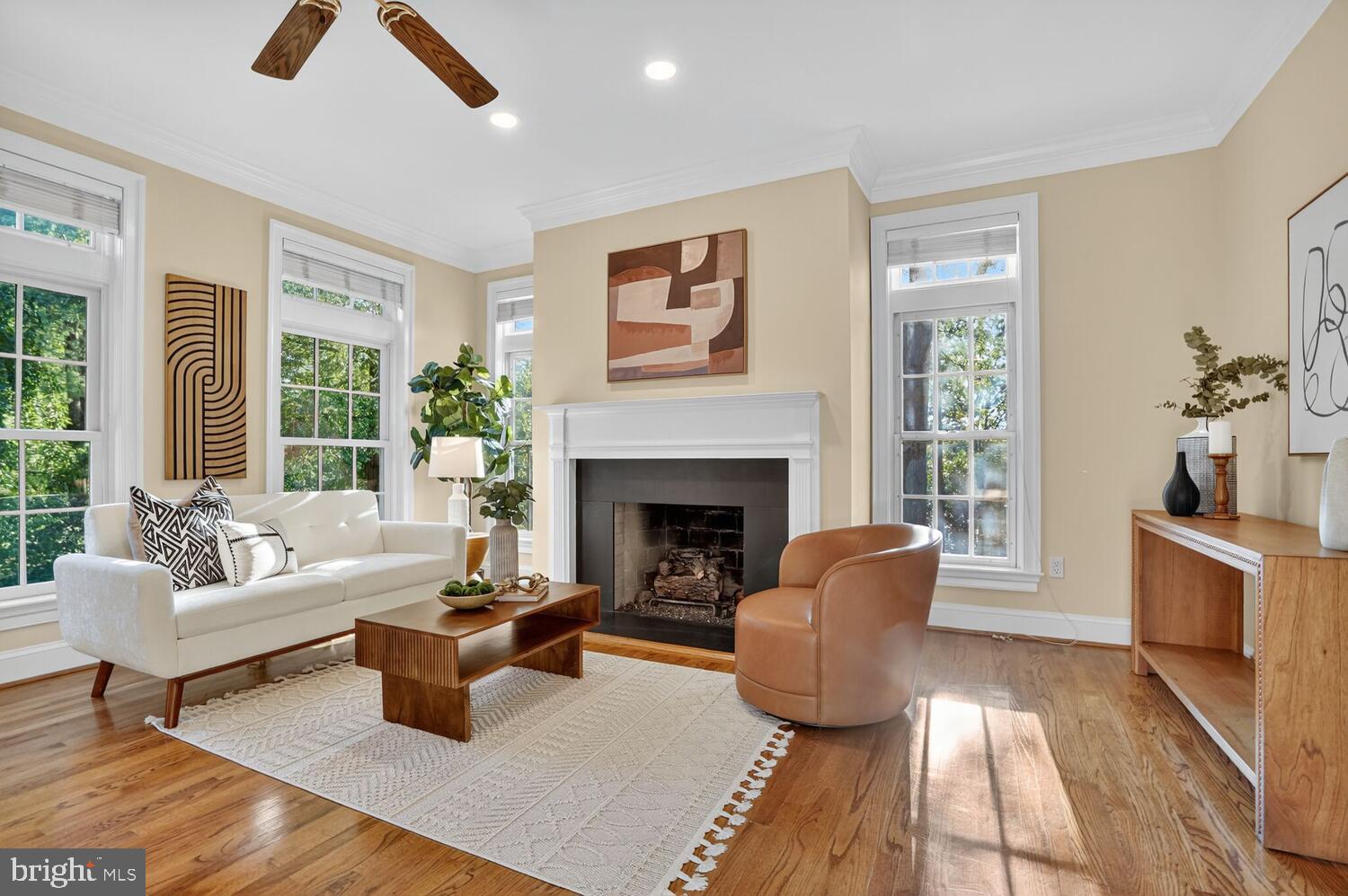 MAYFAIR OF MCLEAN - Residential