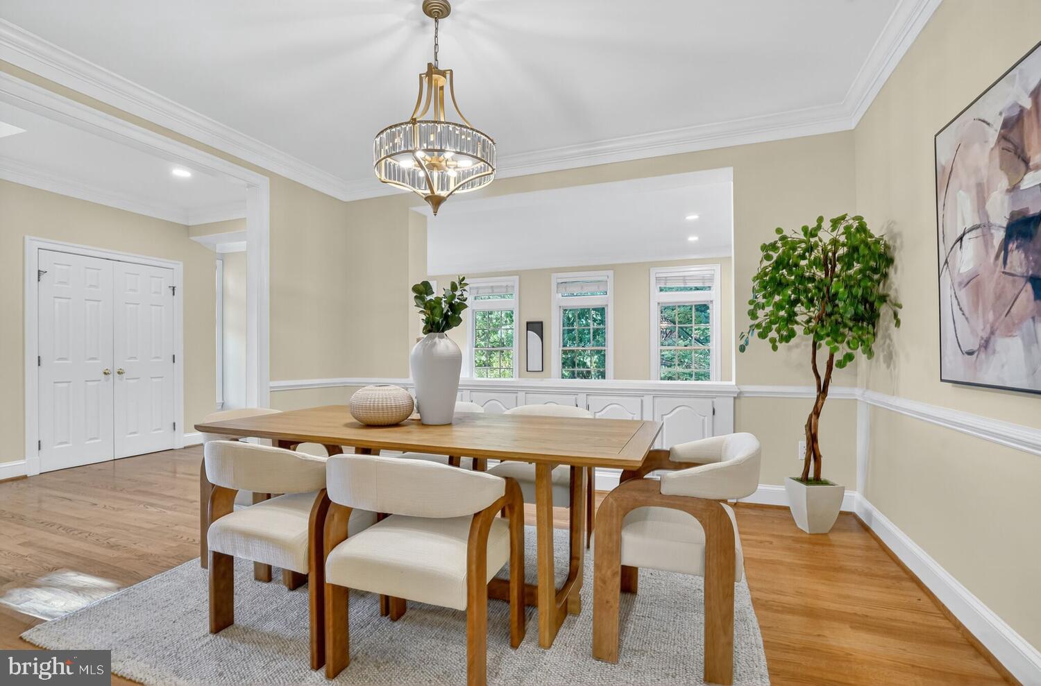 MAYFAIR OF MCLEAN - Residential