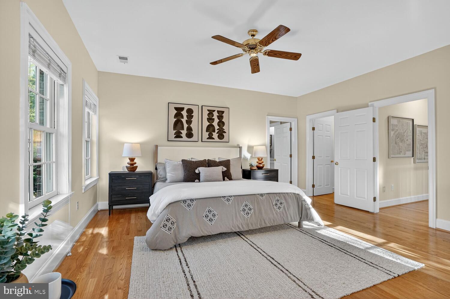 MAYFAIR OF MCLEAN - Residential