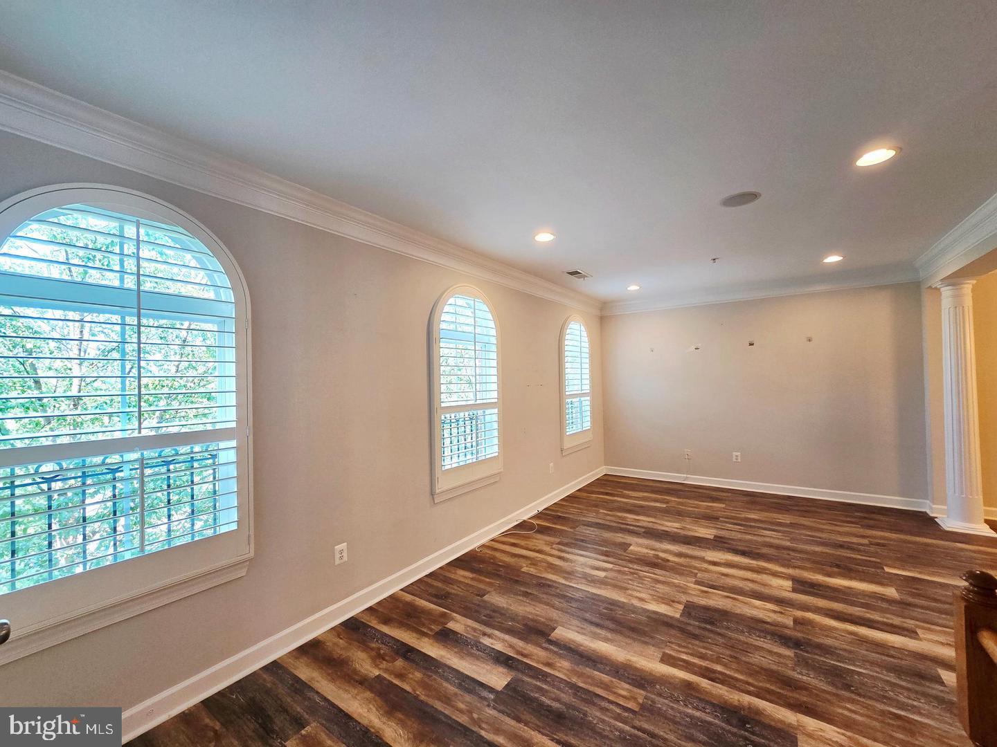 207 COMMUNITY CENTER AVENUE 207