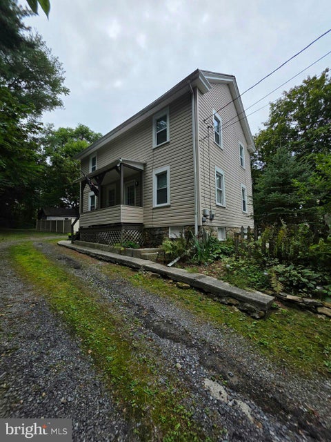 Homes For Sale - 317 Park Aly Aly<br/> Blair County, WILLIAMSBURG, PA 16693
