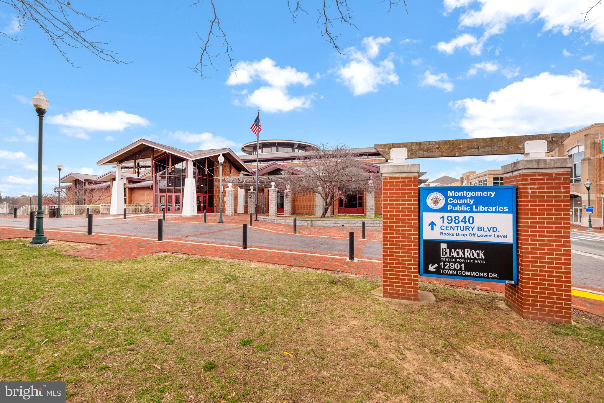 CHURCHILL TOWN SECTOR - Residential