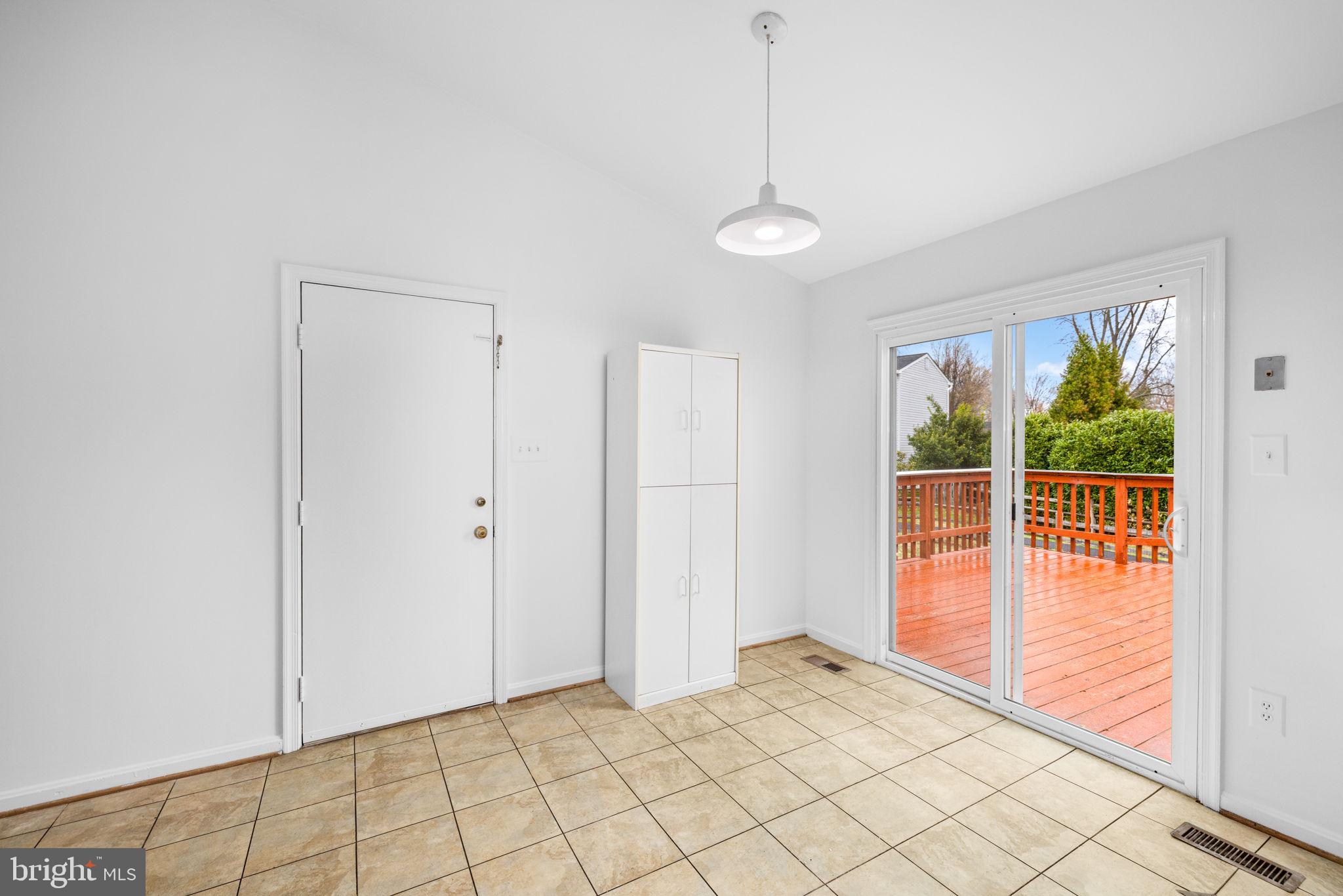 CHURCHILL TOWN SECTOR - Residential