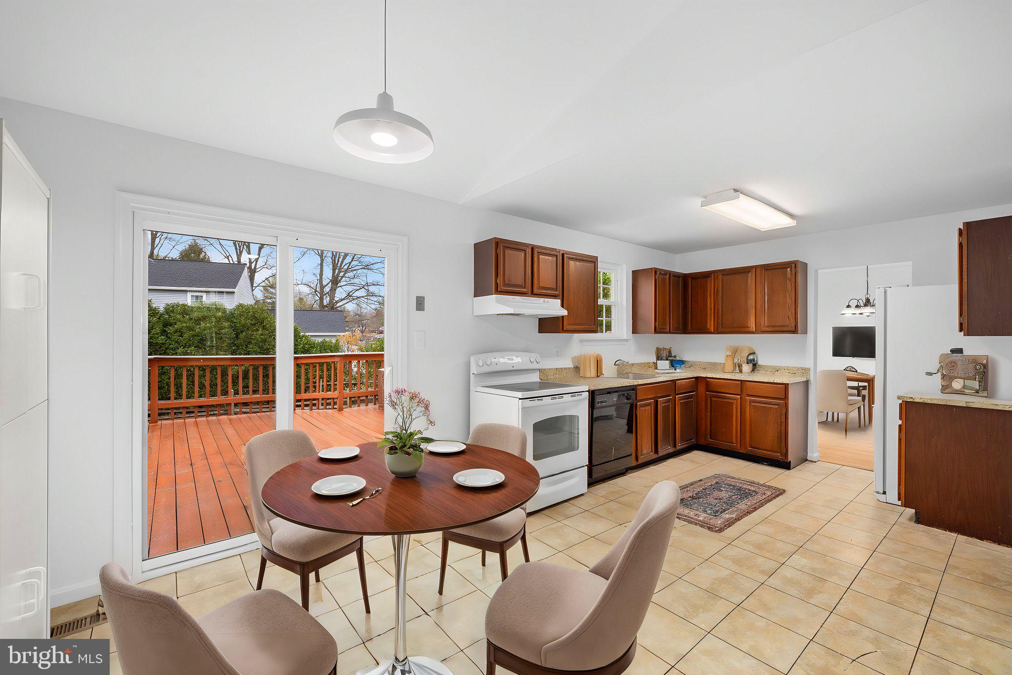 CHURCHILL TOWN SECTOR - Residential