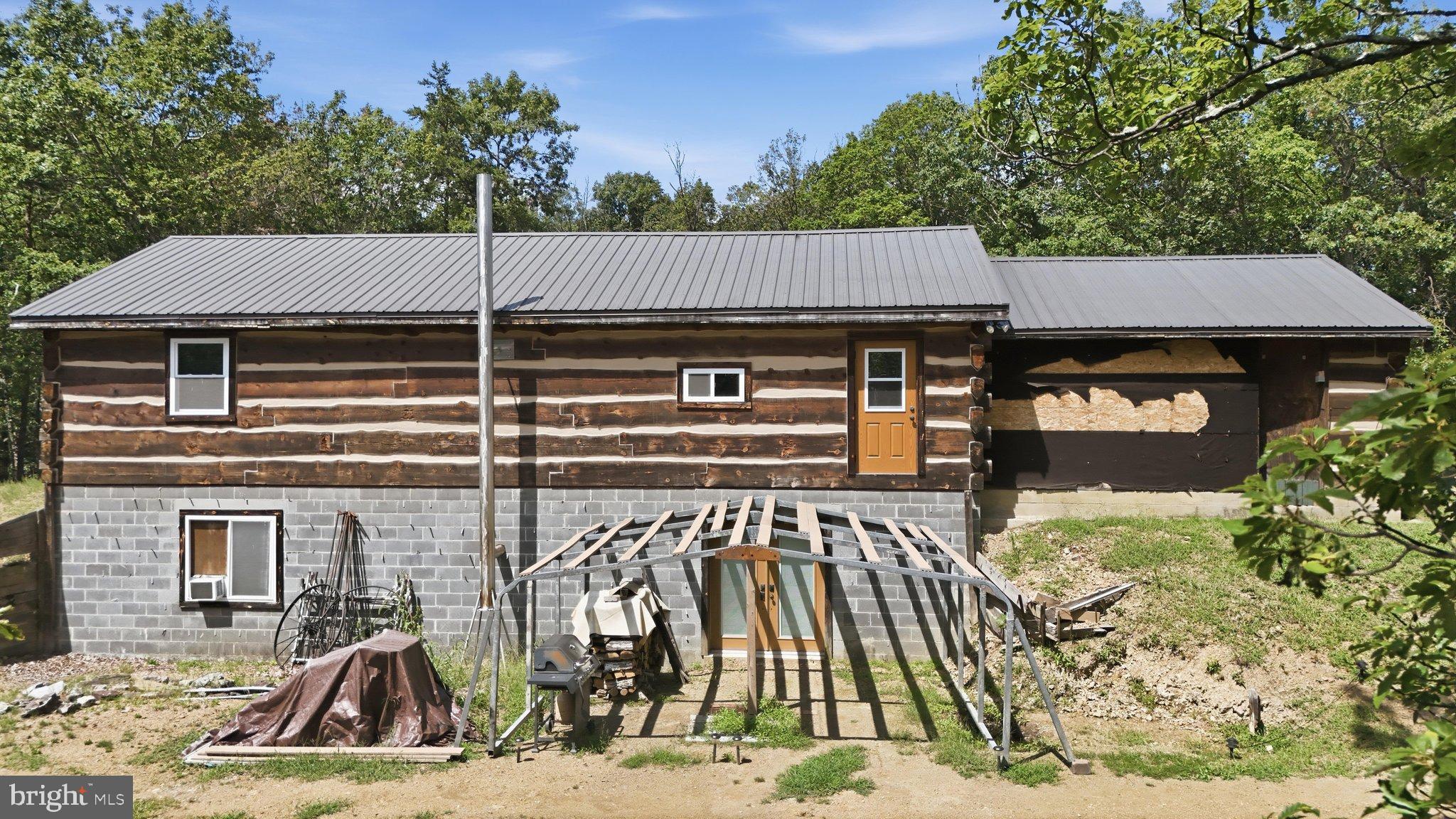 1433 ED WELSH ROAD