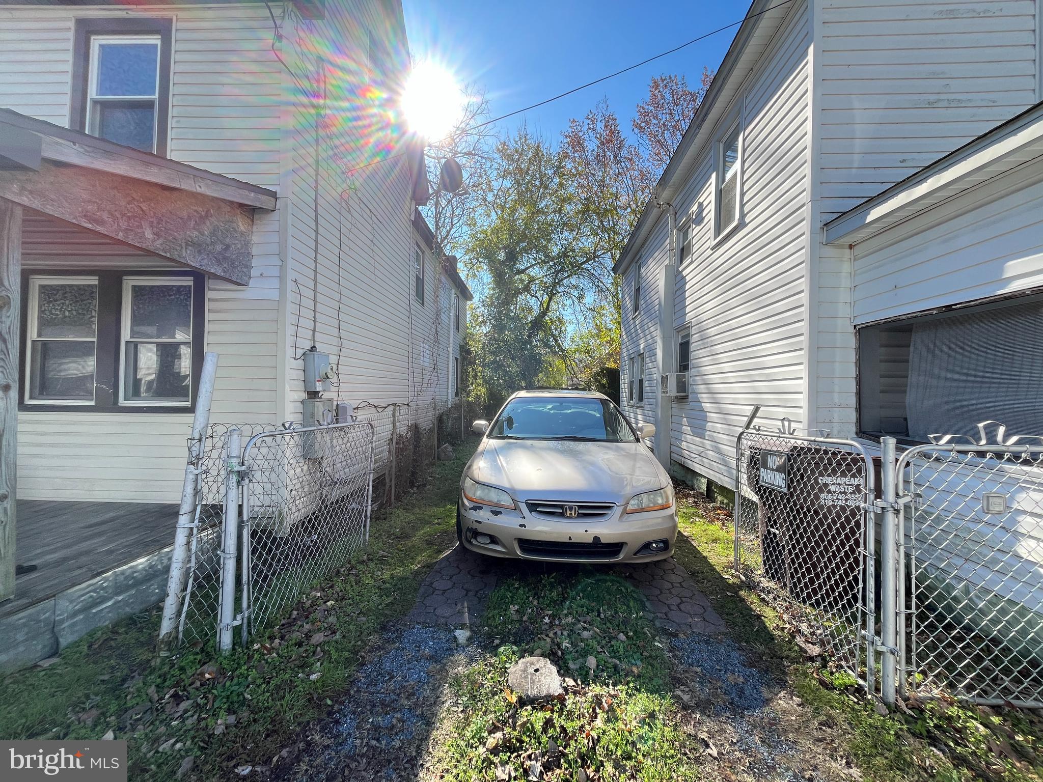 614 DOUGLAS STREET