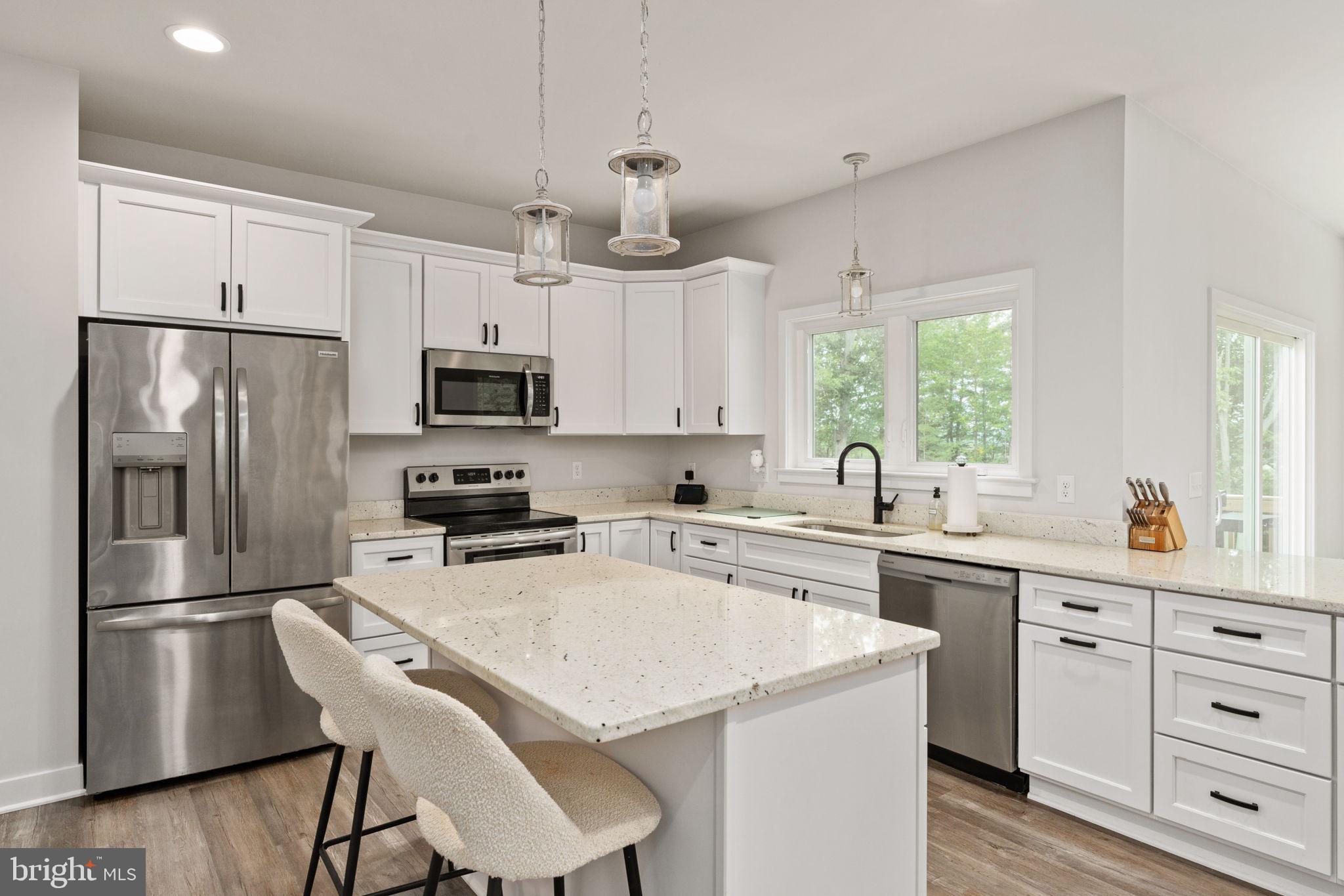 AQUIA BAY ESTATES - Residential