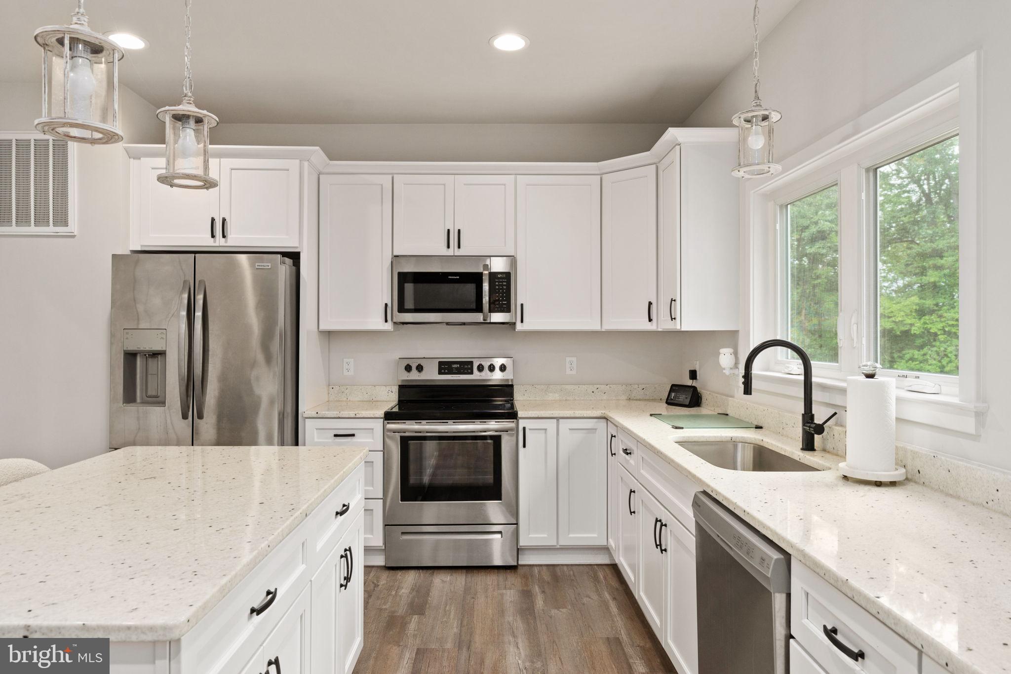 AQUIA BAY ESTATES - Residential