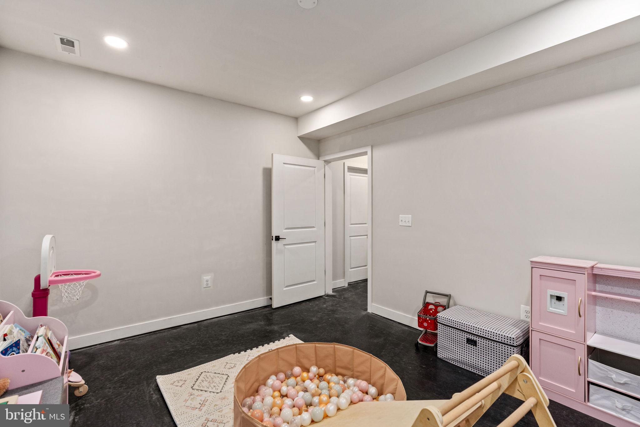 AQUIA BAY ESTATES - Residential