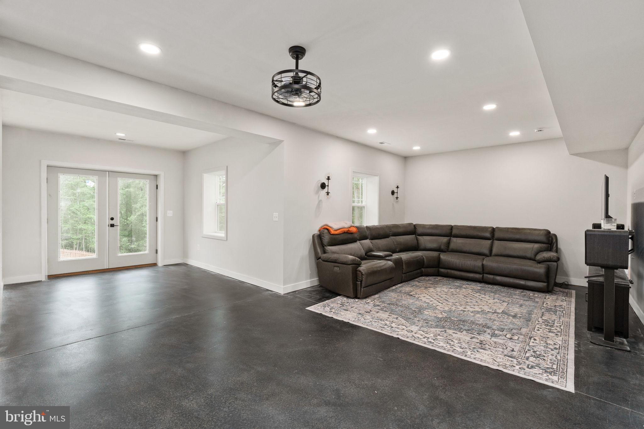 AQUIA BAY ESTATES - Residential