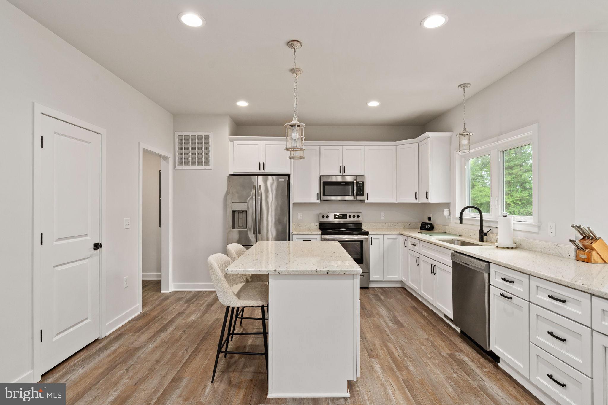 AQUIA BAY ESTATES - Residential