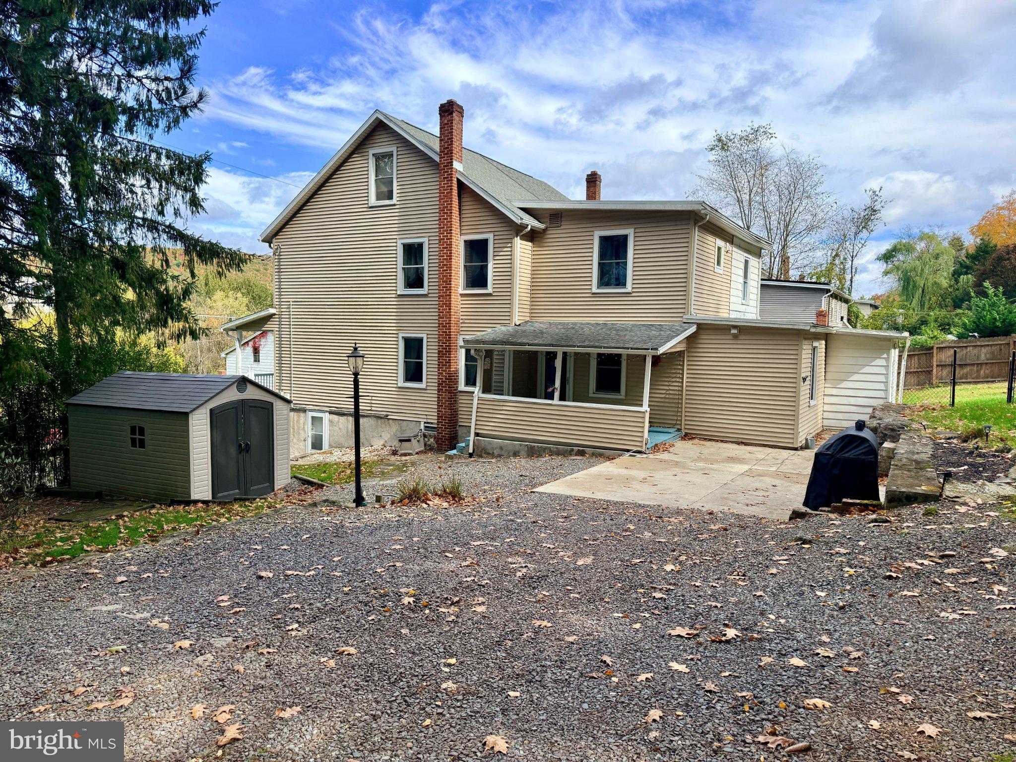 209 YARD STREET