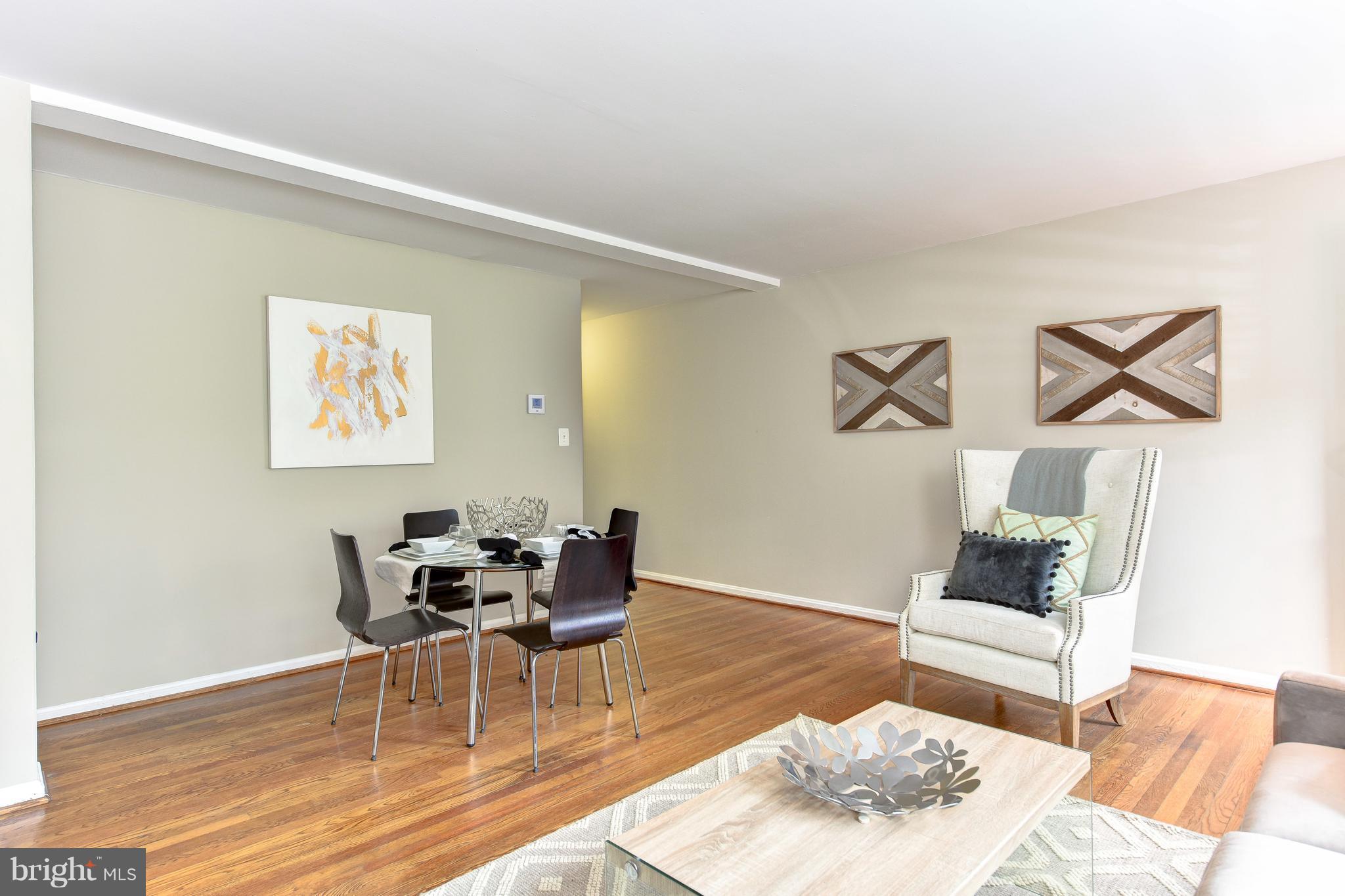 WARWICK VILLAGE - Residential