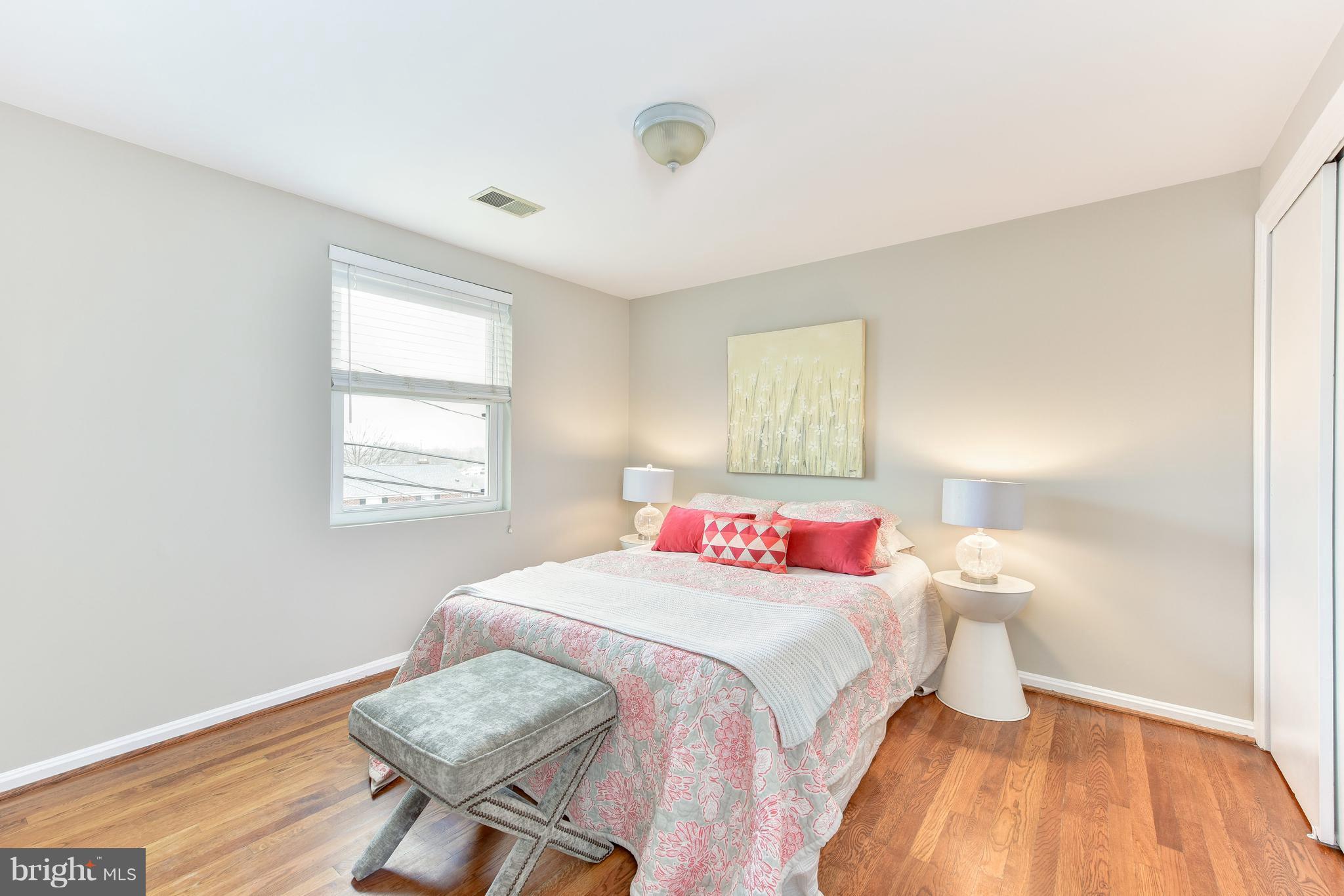 WARWICK VILLAGE - Residential