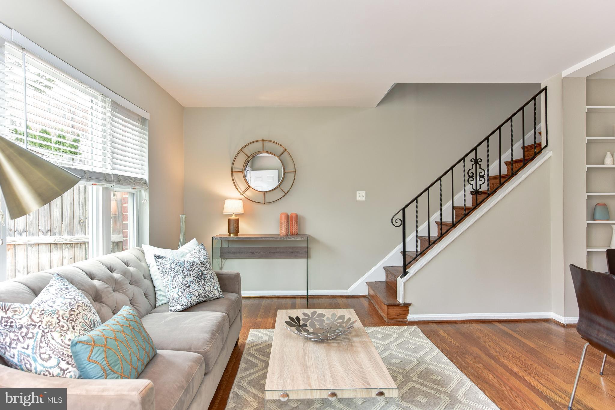 WARWICK VILLAGE - Residential