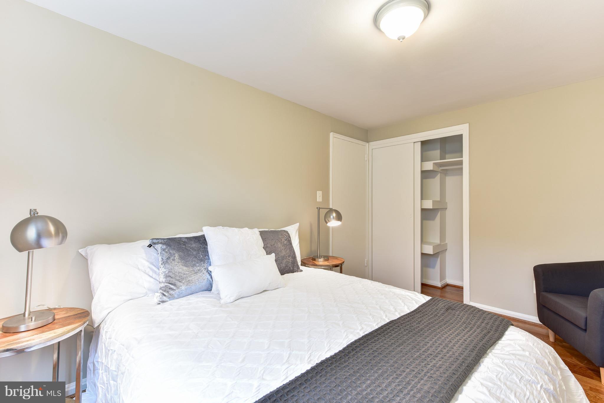 WARWICK VILLAGE - Residential