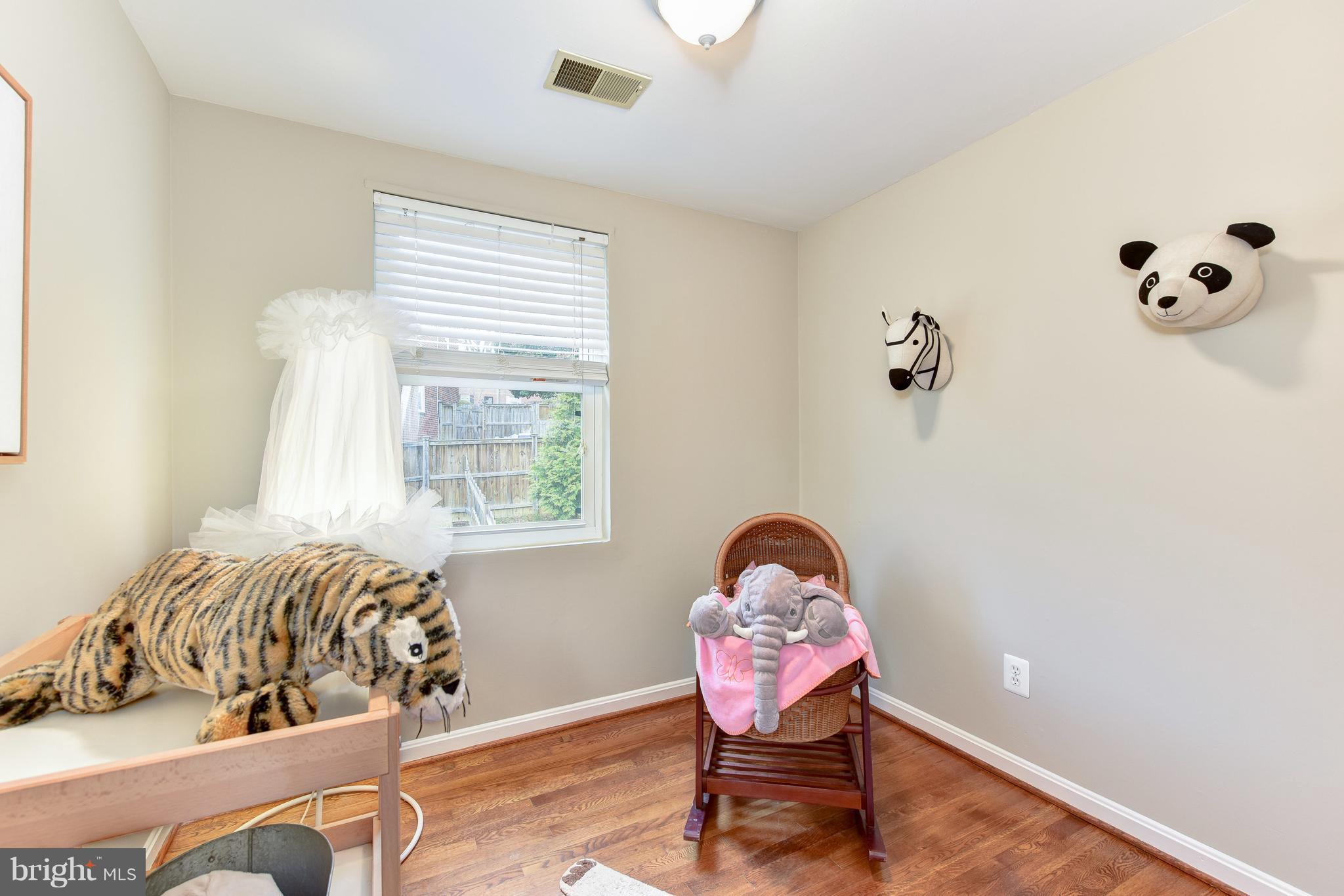 WARWICK VILLAGE - Residential