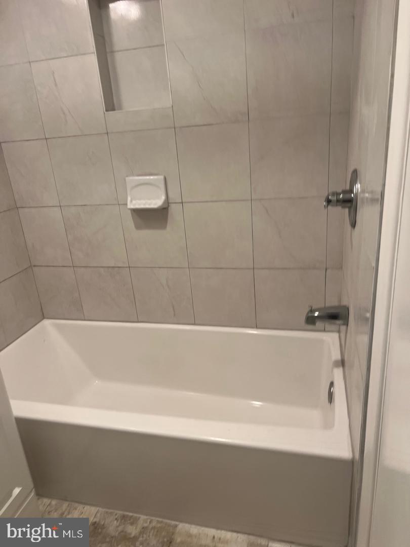 LYNDHURST - Residential