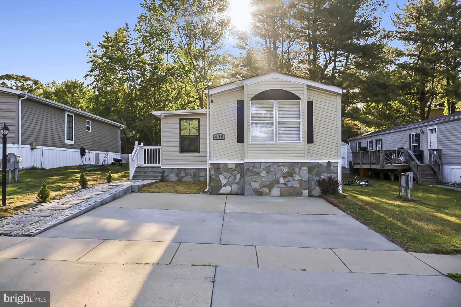 BOONES ESTATES - Residential
