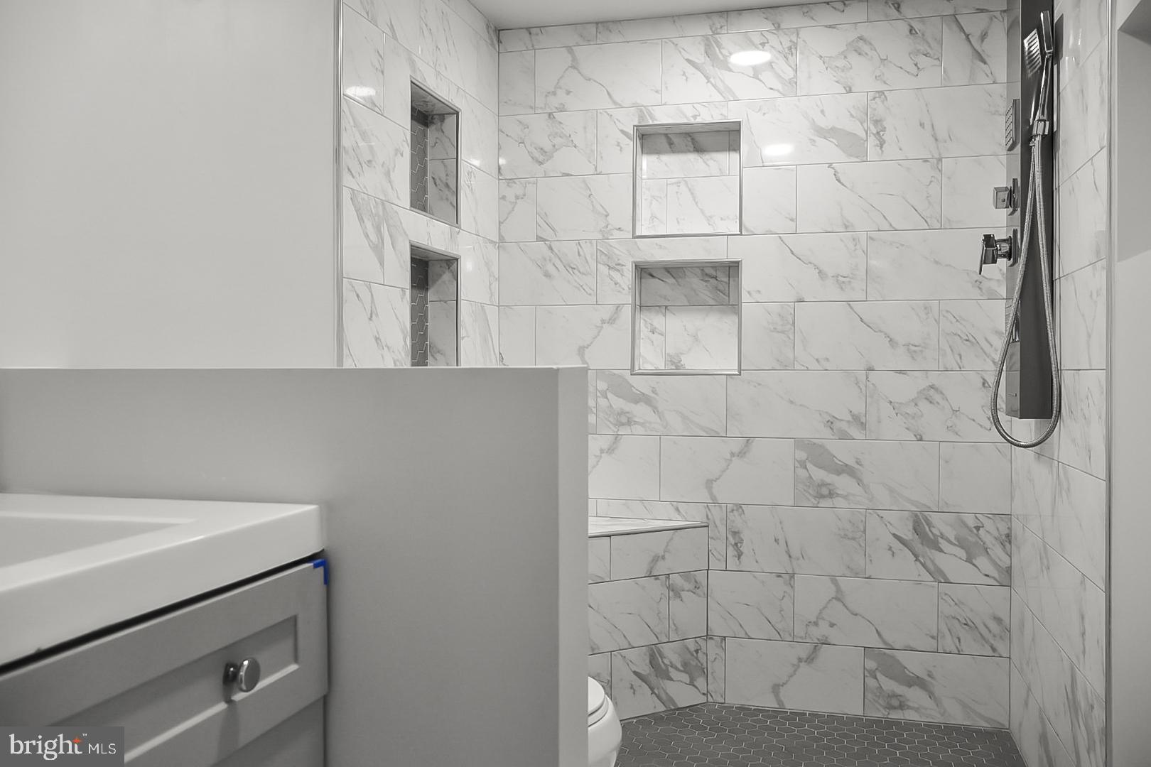 BOONES ESTATES - Residential