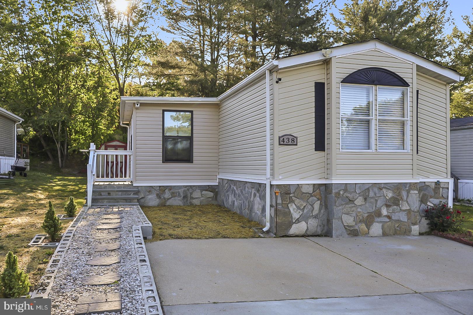 BOONES ESTATES - Residential