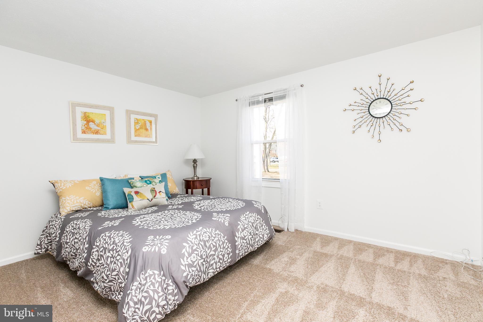 GOLDEN TREE - Residential