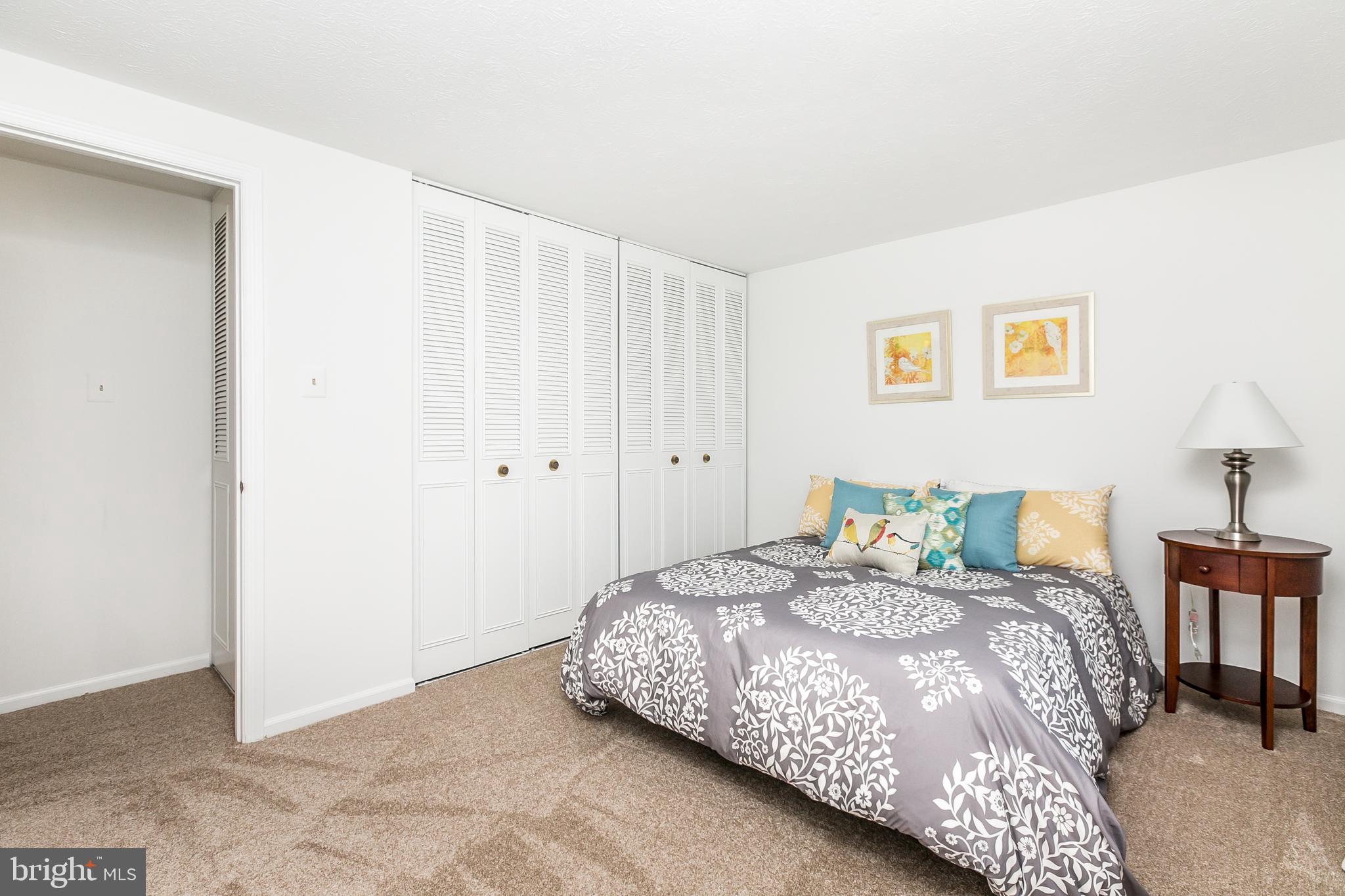 GOLDEN TREE - Residential