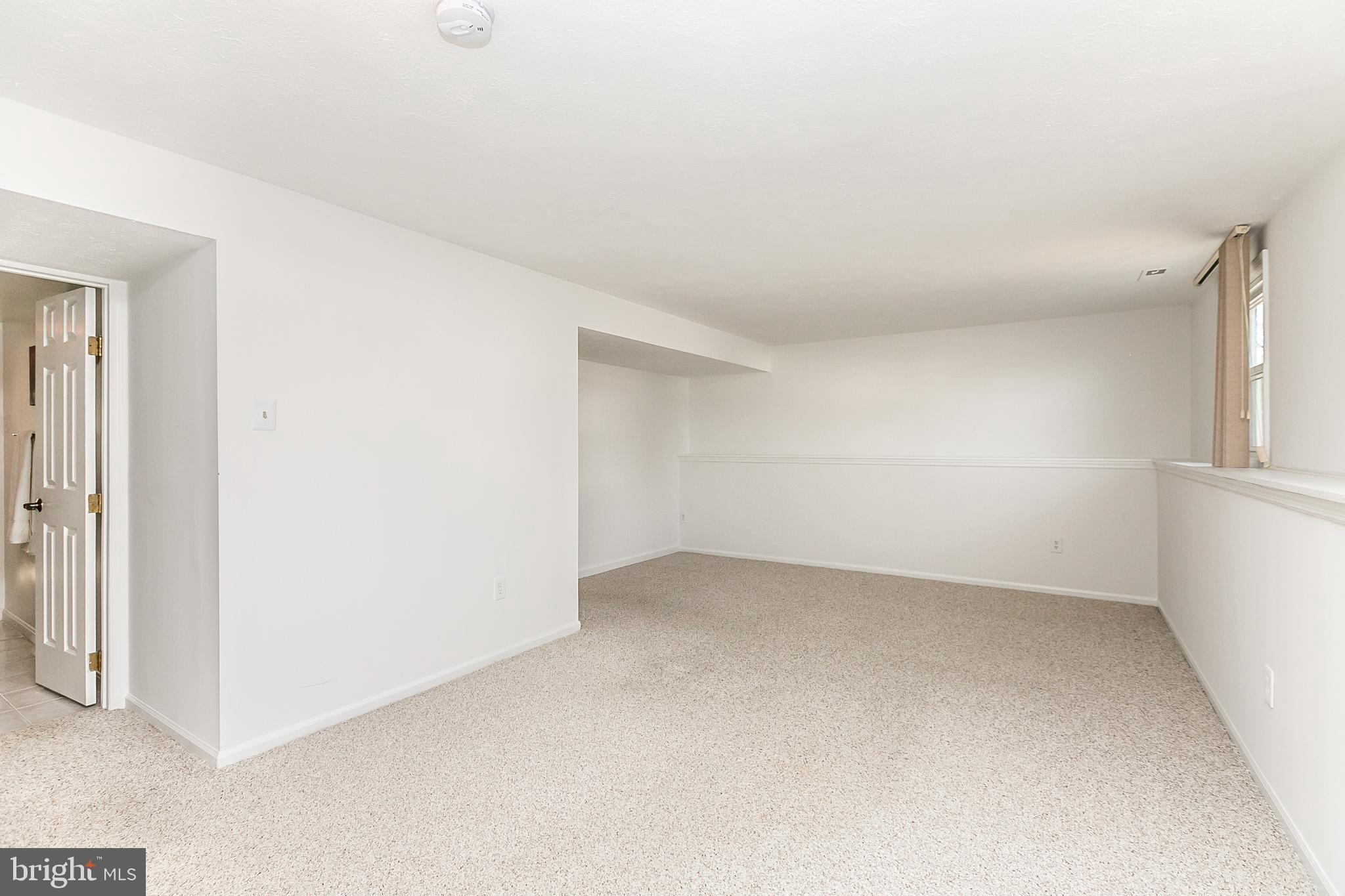 GOLDEN TREE - Residential