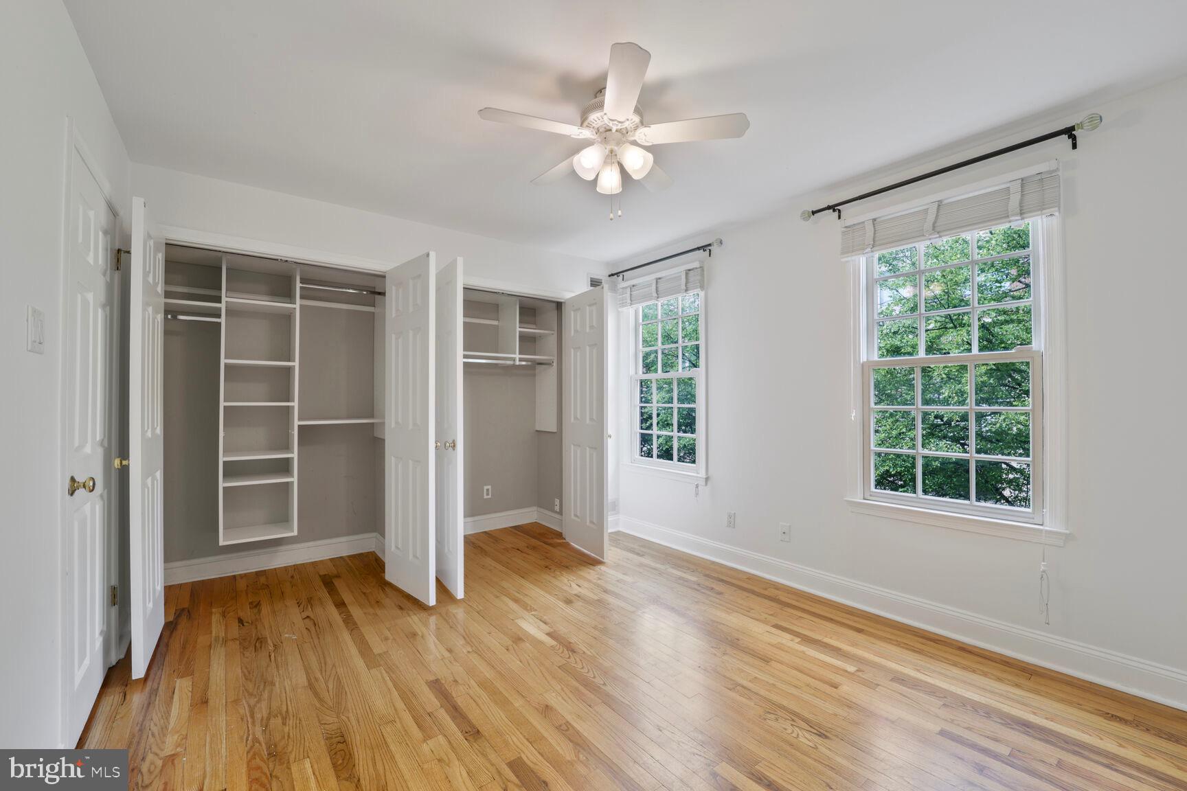 SHAD ROW - Residential Lease