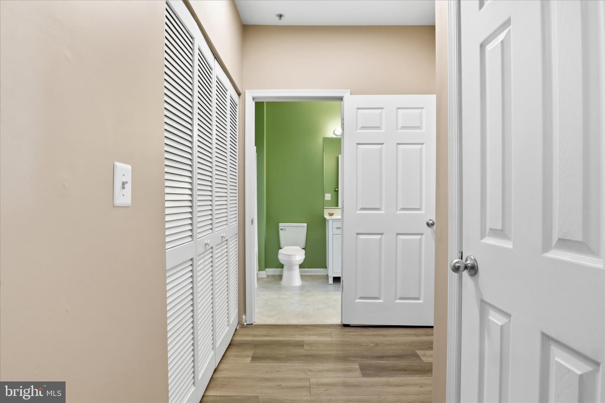 FAIRFAX RIDGE CONDOS - Residential