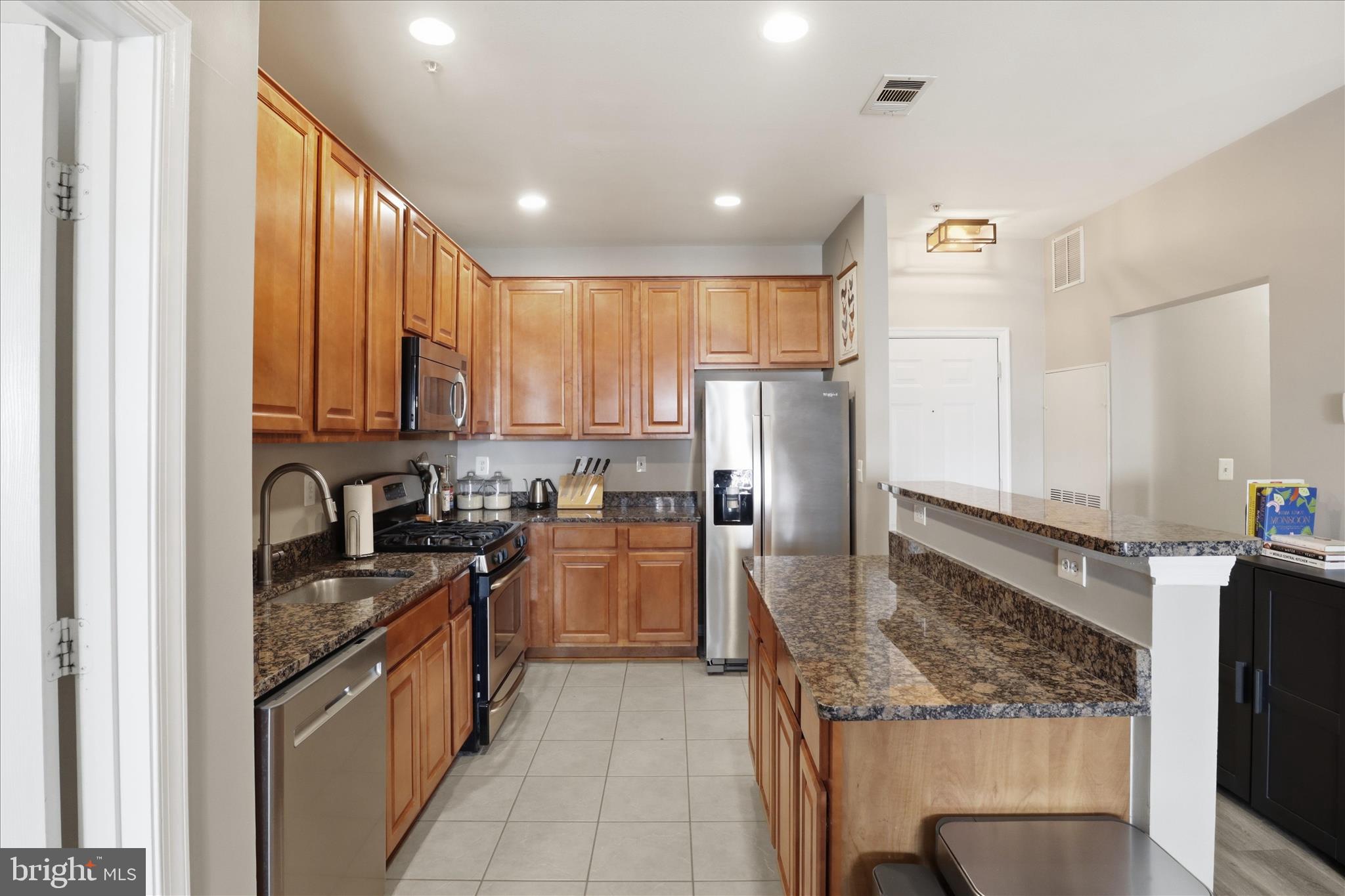 FAIRFAX RIDGE CONDOS - Residential